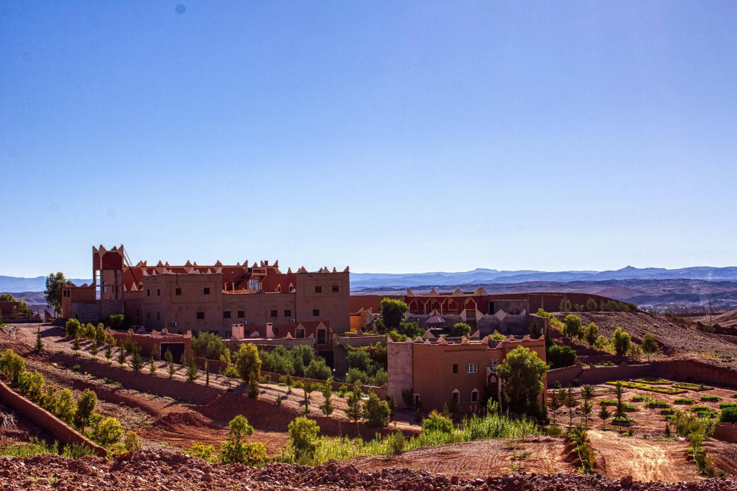 lmtounipalace
