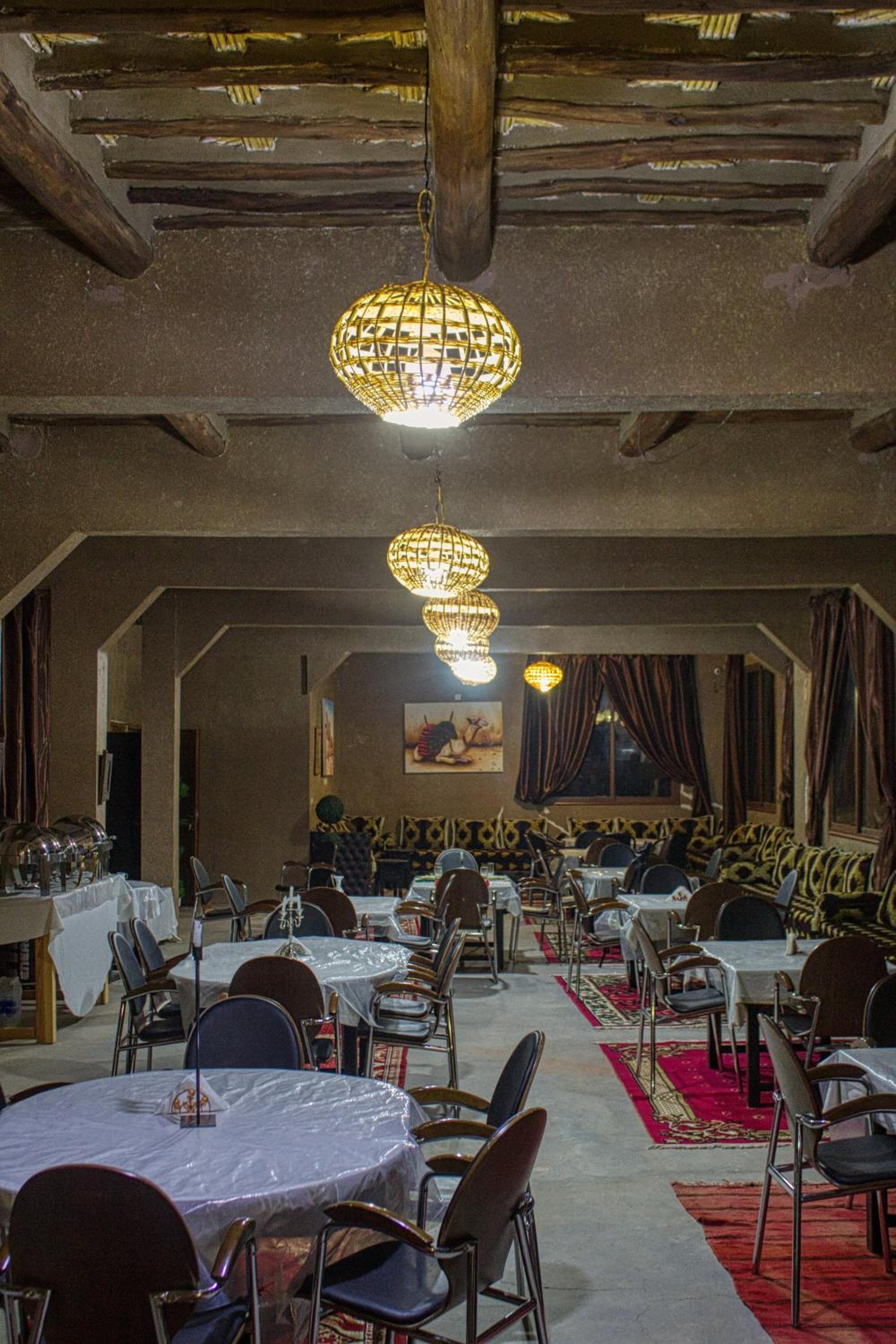 lmtounipalace