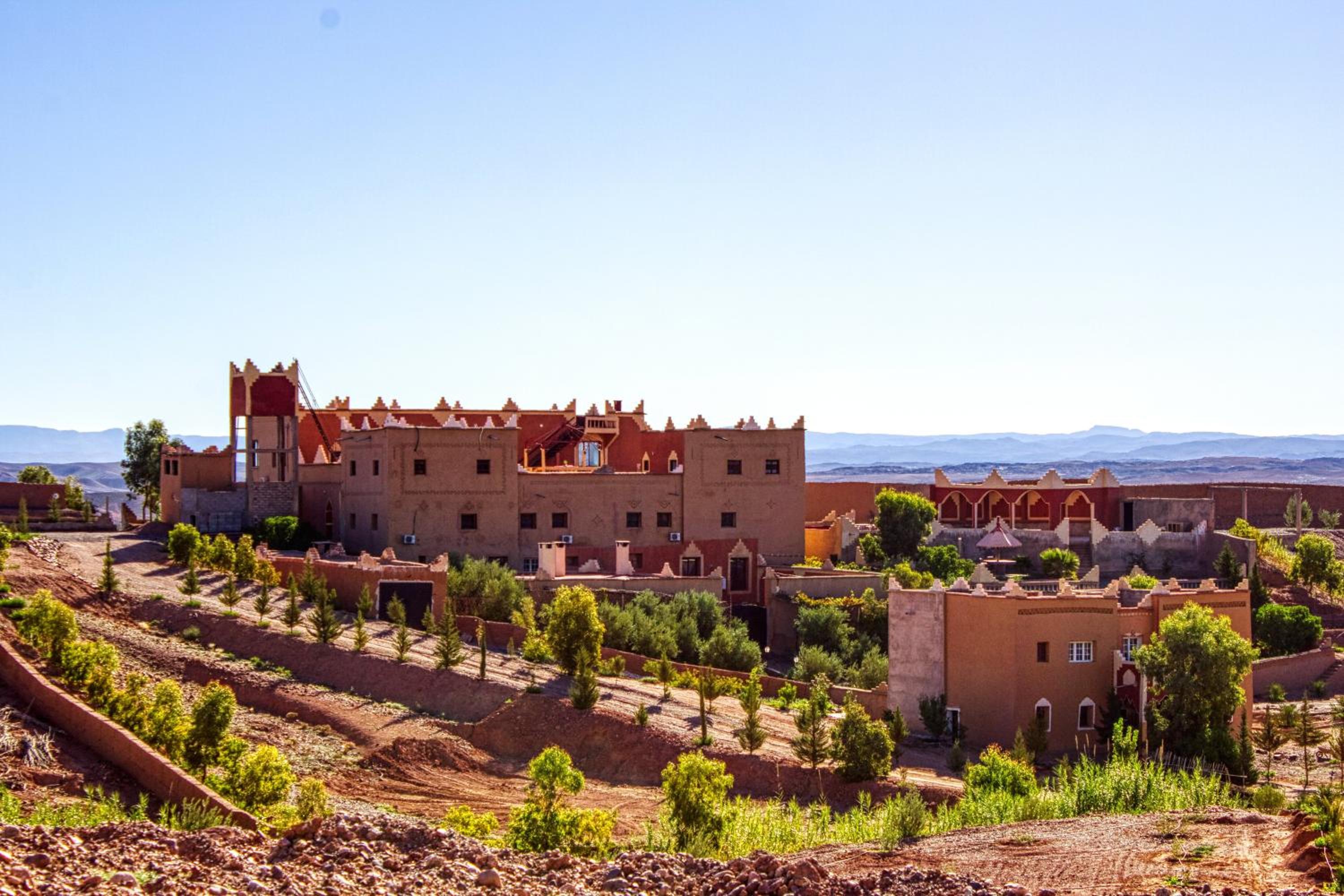 lmtounipalace