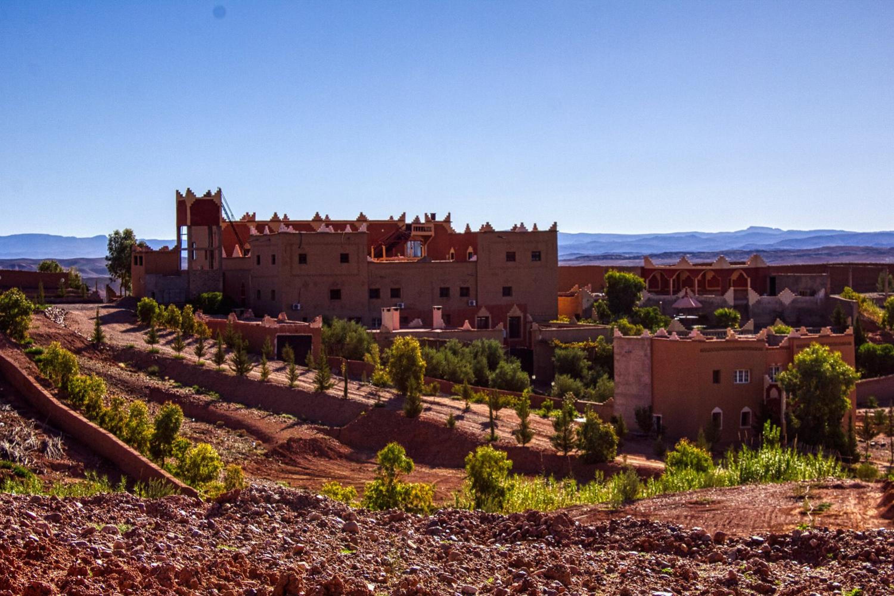 lmtounipalace