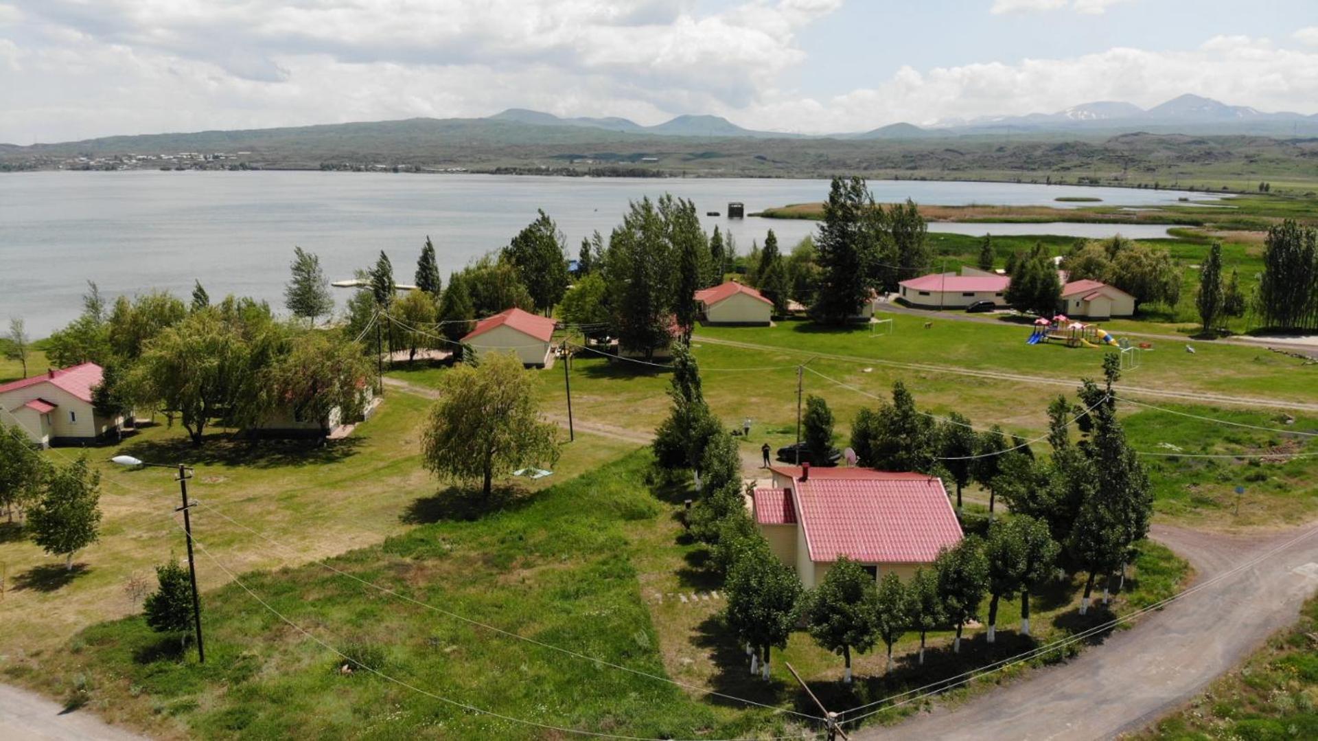 Geghama Sevan - Cottages in Sevan