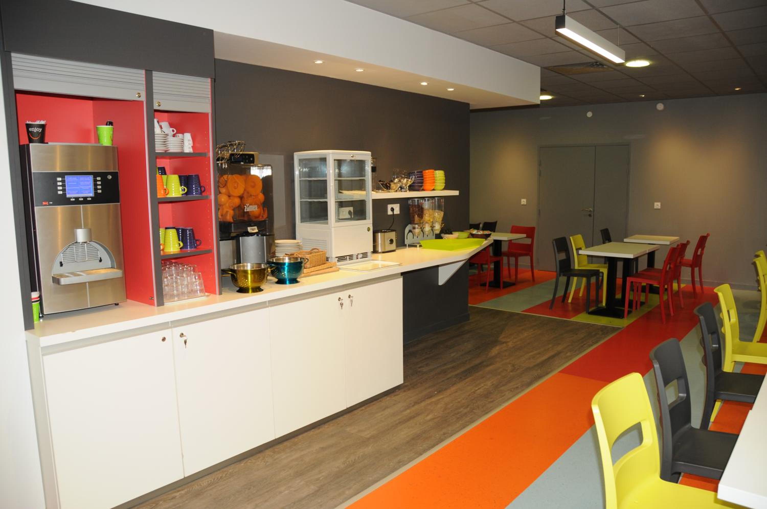 Chambery Vacations - Ibis Styles Chambery Centre Gare - Property Image 4