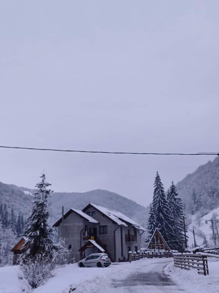 Cabana Acasă la Delia