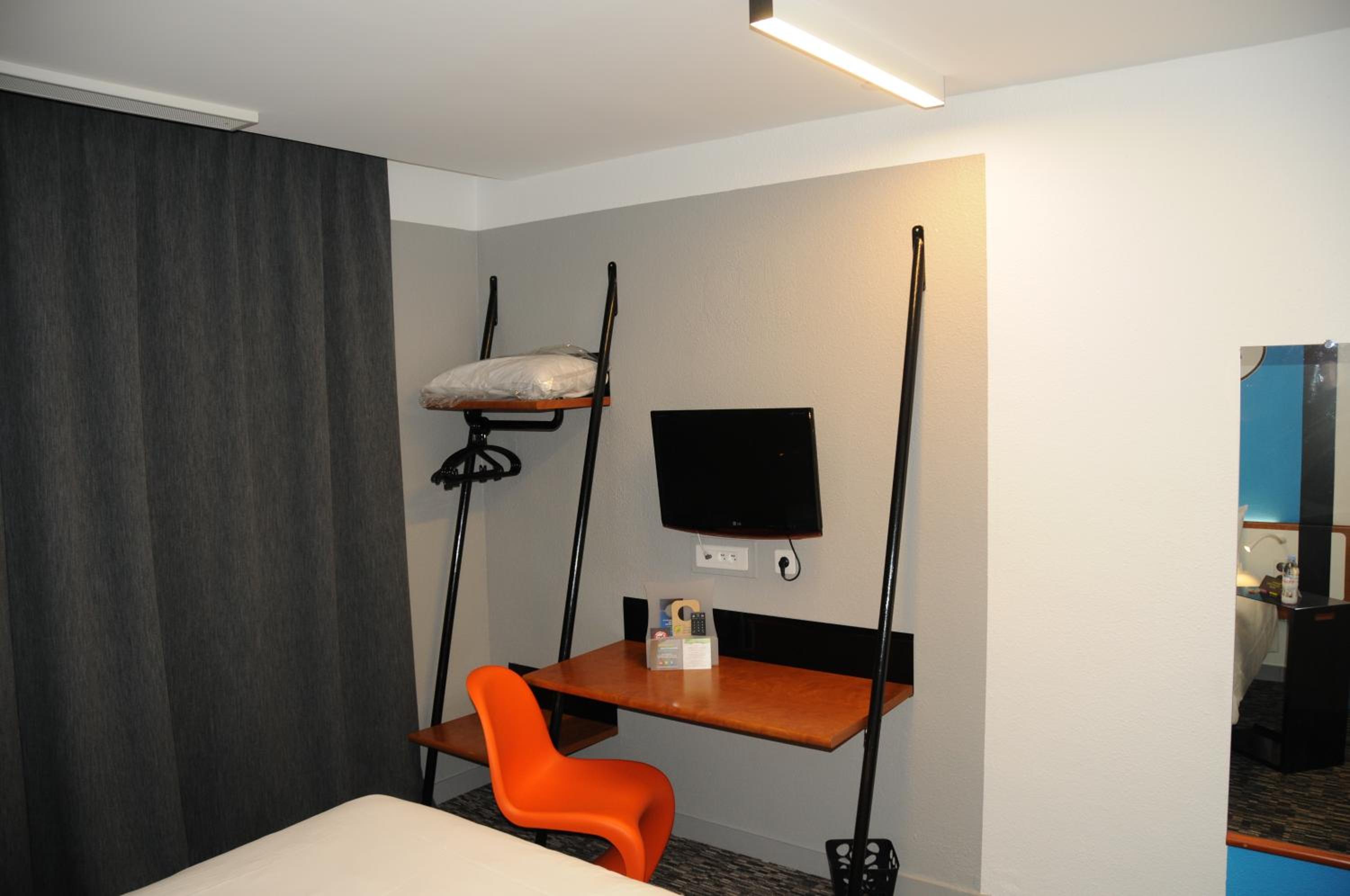 Chambery Vacations - Ibis Styles Chambery Centre Gare - Property Image 6