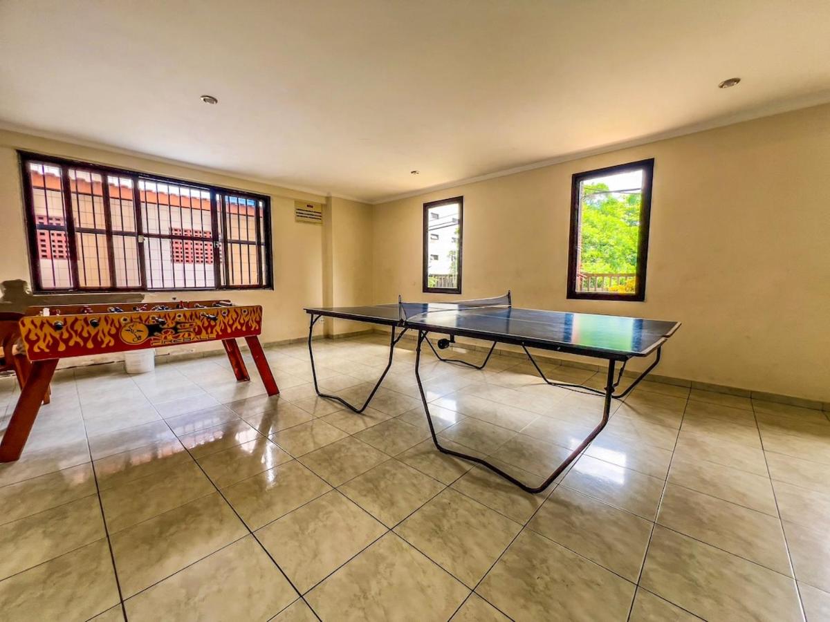 R24 · Piscina/Moderno e aconchegante