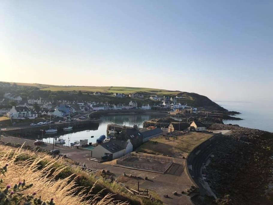 The Bait House, Portpatrick view 4