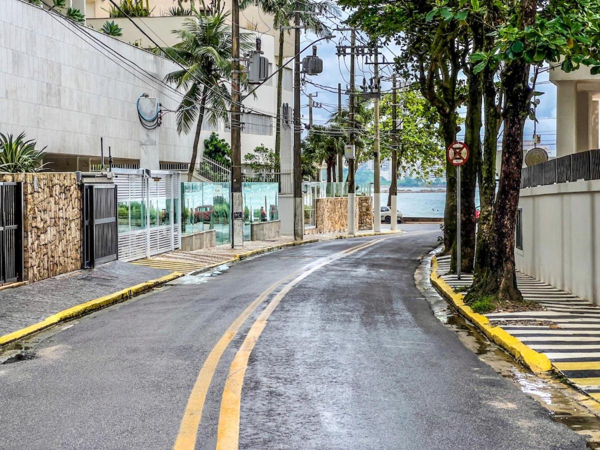 R9 - Amplo e Bem Decorado no Coração das Pitangueiras