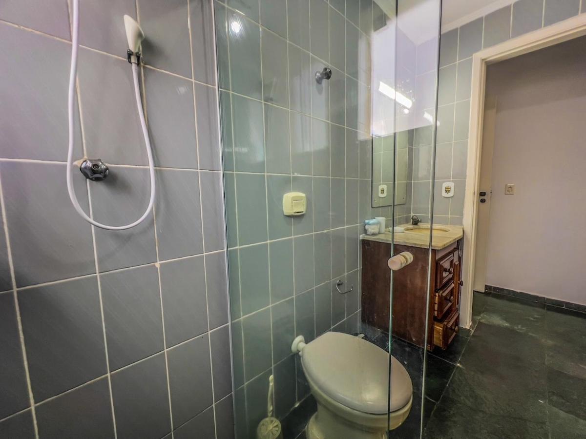 R11 · Astúrias com piscina