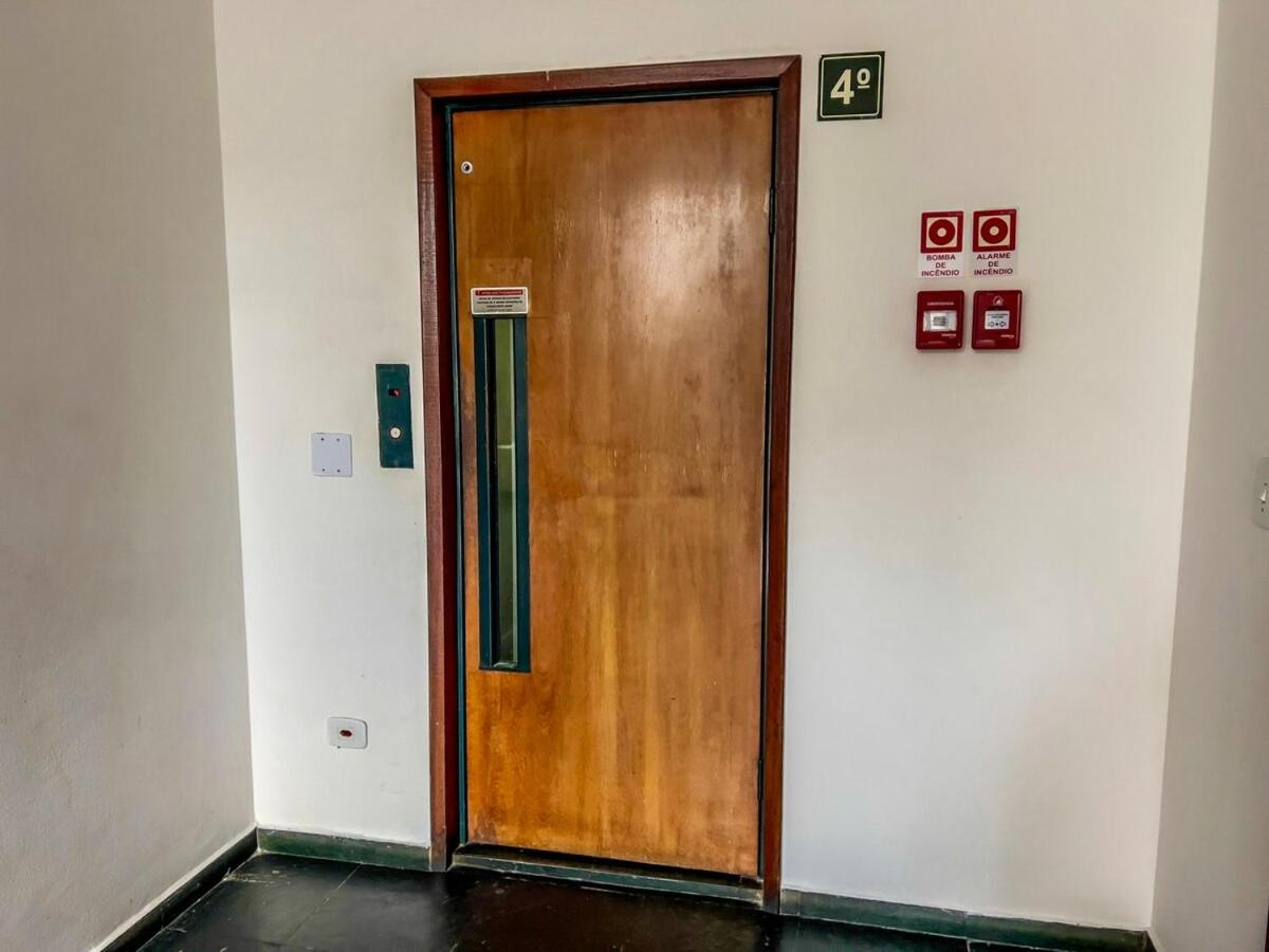 R11 · Astúrias com piscina