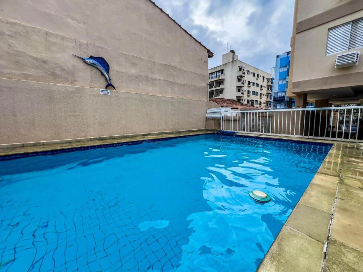 R11 · Astúrias com piscina