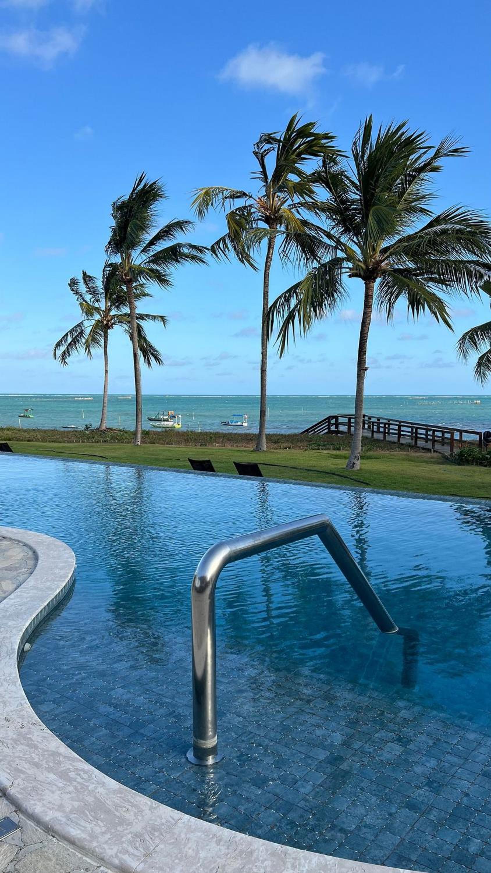 Casa Vista Mar de Luxo com Serviços Inclusos