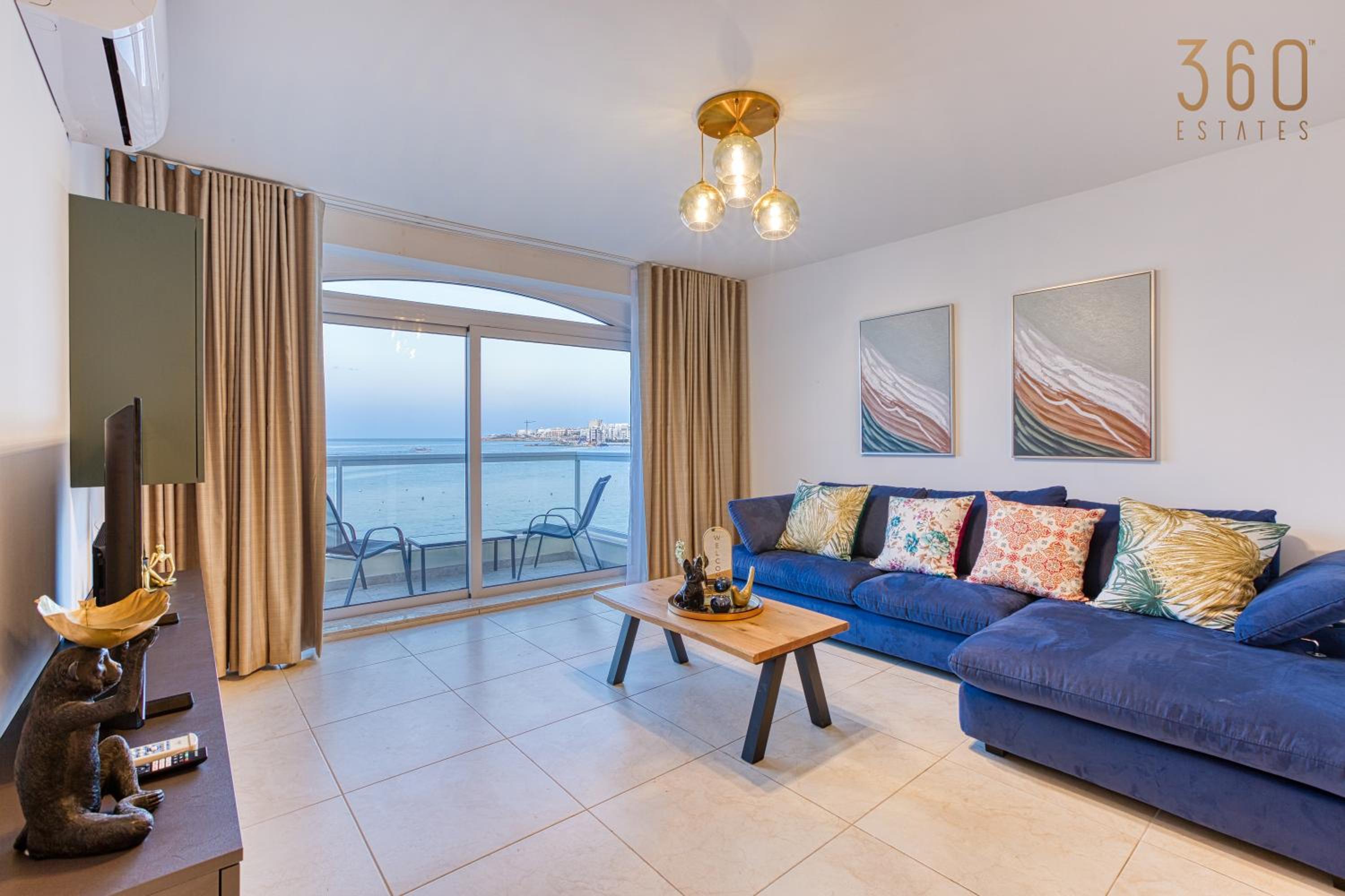 Life on Waters Edge with unique views in St Pauls by 360 Estates photo 4