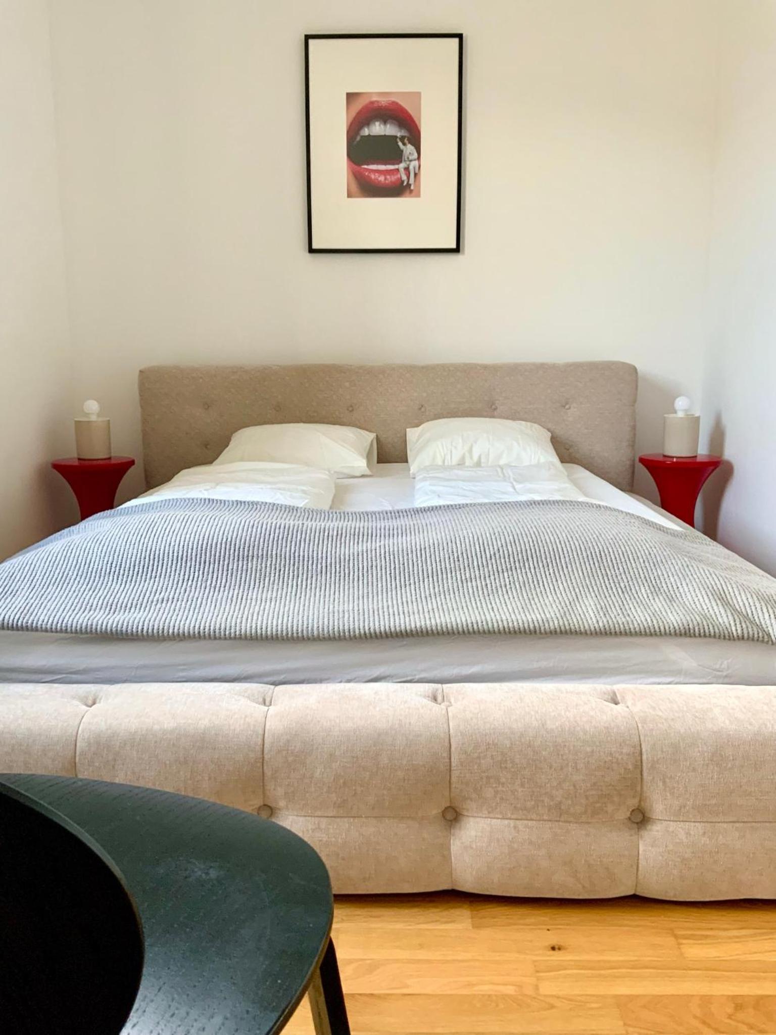 Exclusive neue Wohnung Top 8