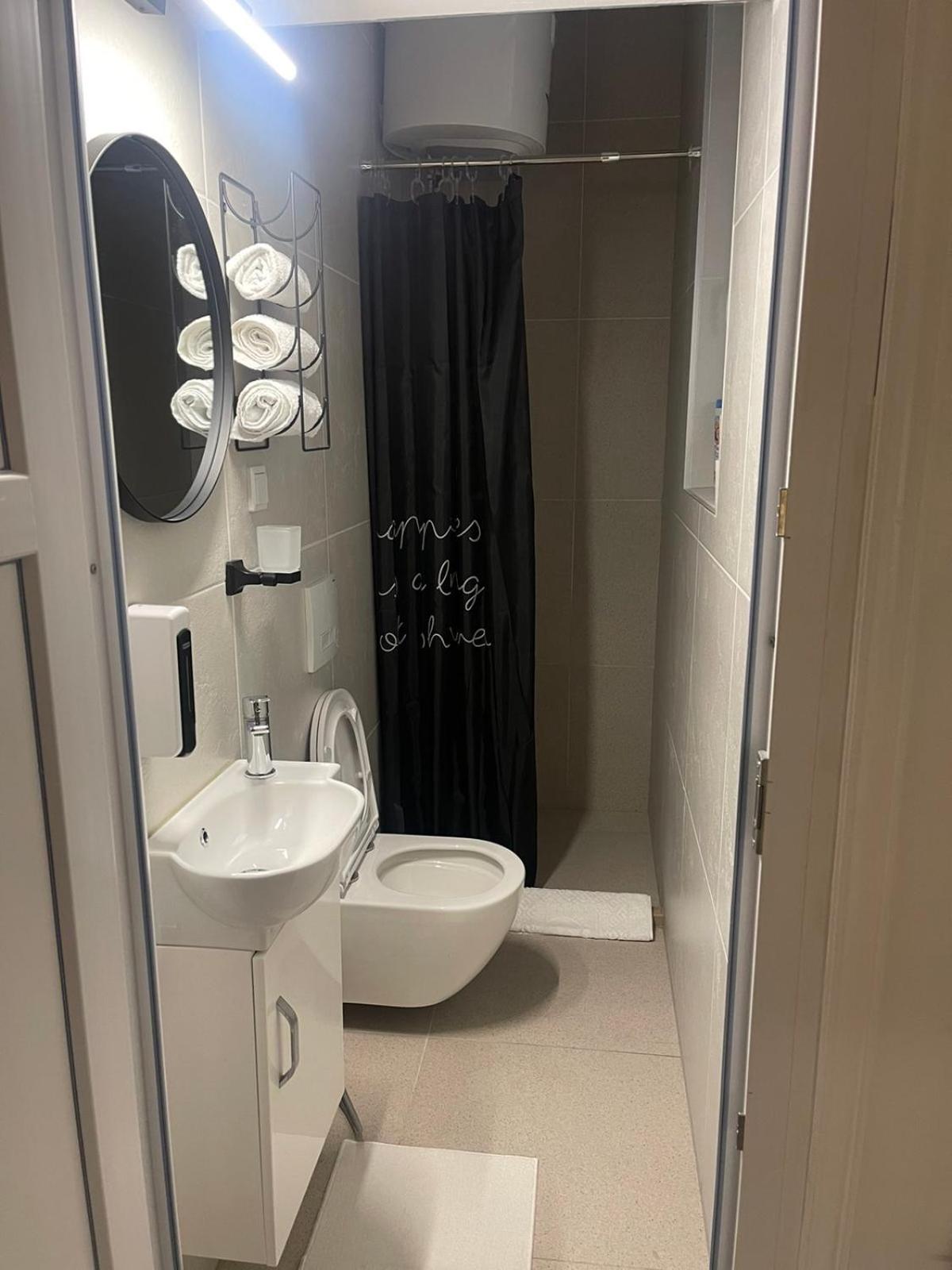 Lily apartmani