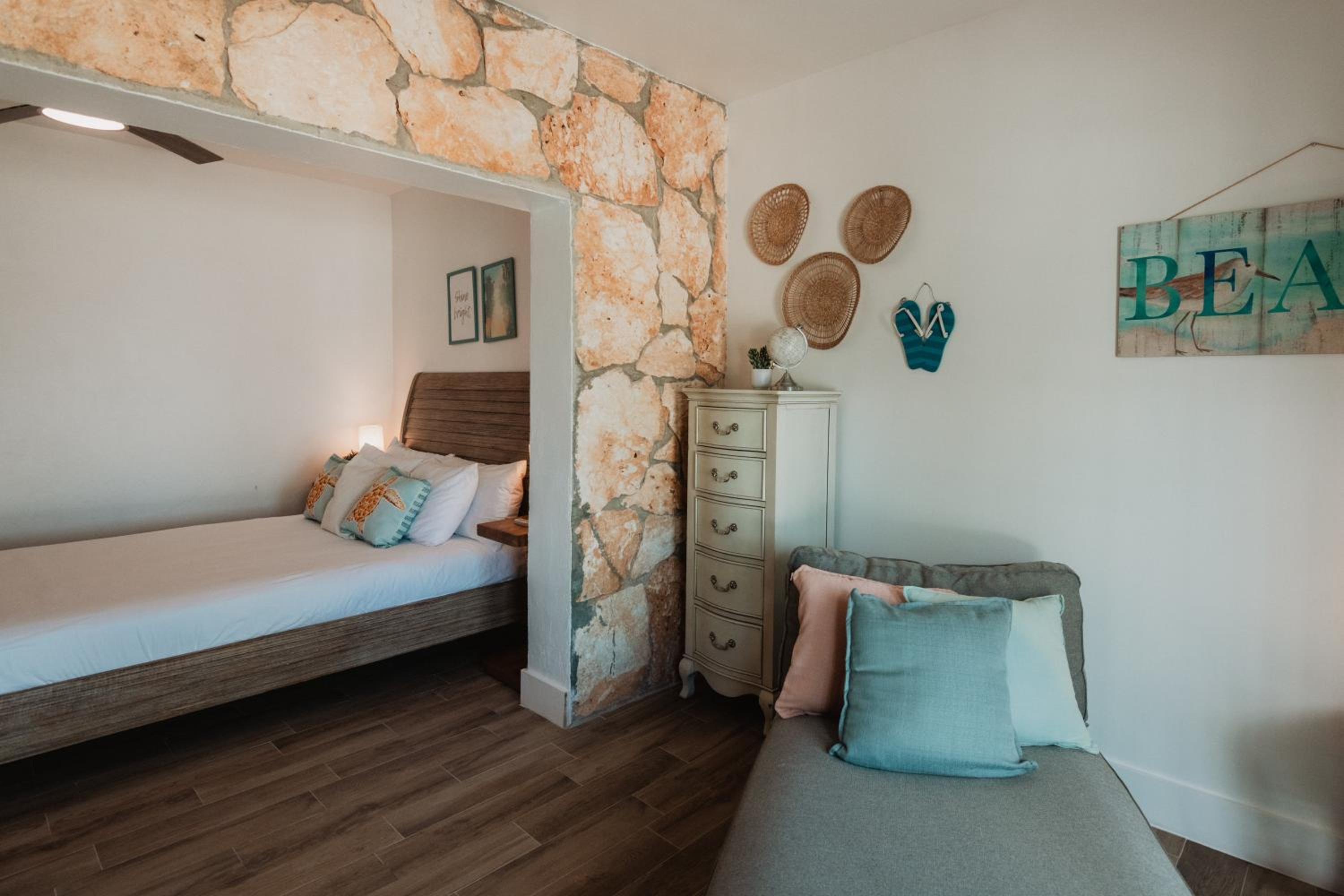 Guana Beach Inn
