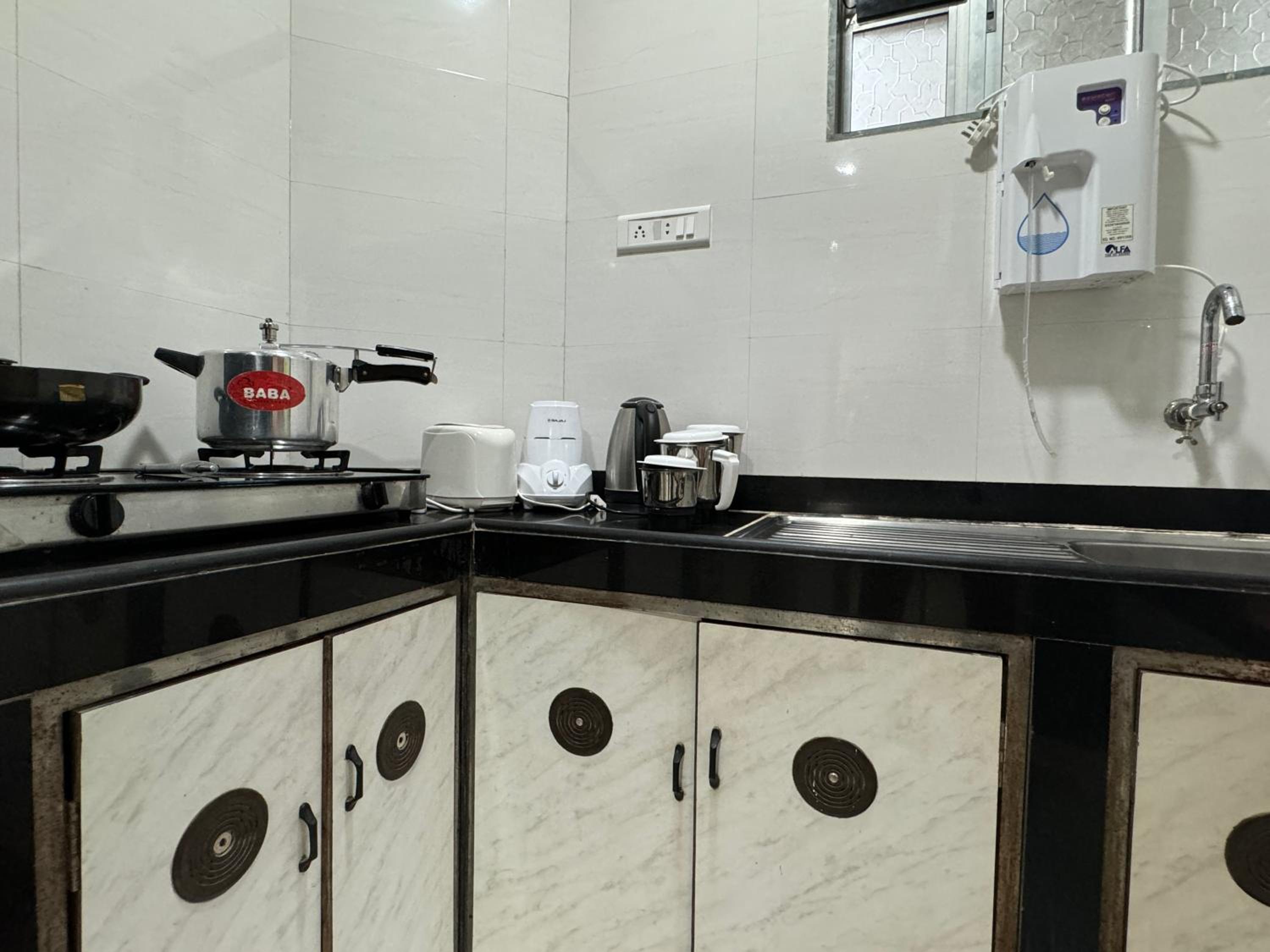 OSI Apartments Kurla West view 4
