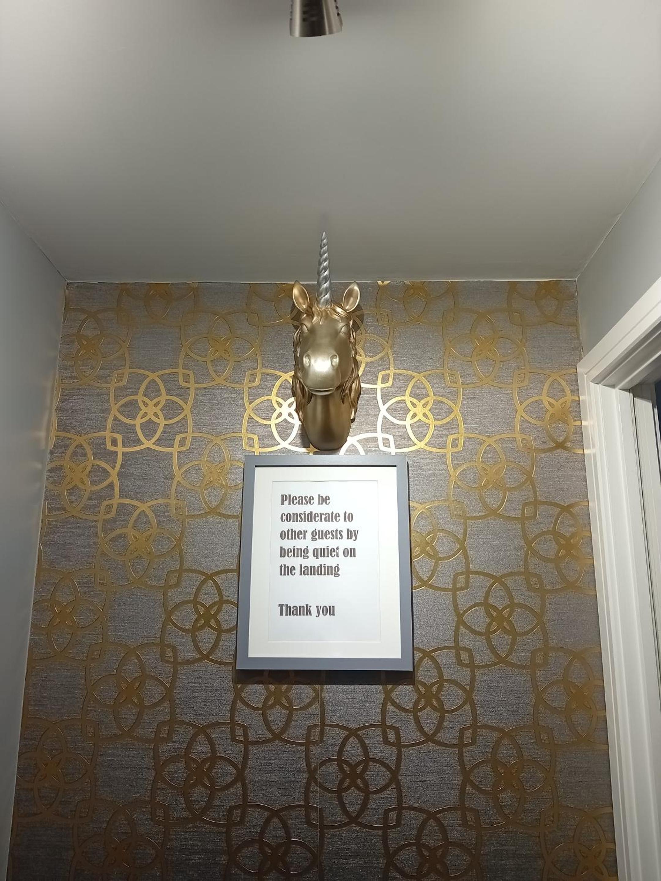Middle House, photo 7