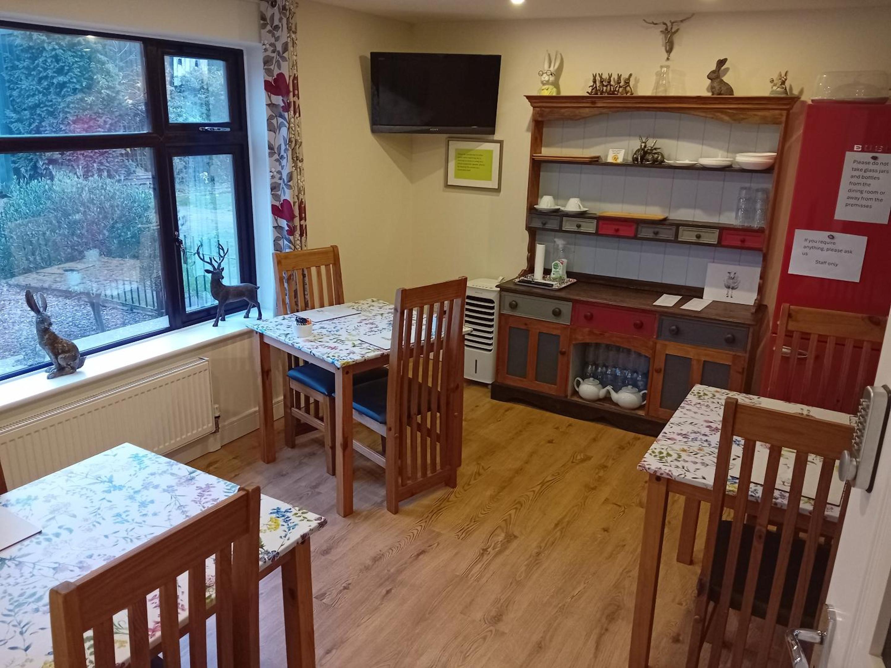 Middle House, photo 23