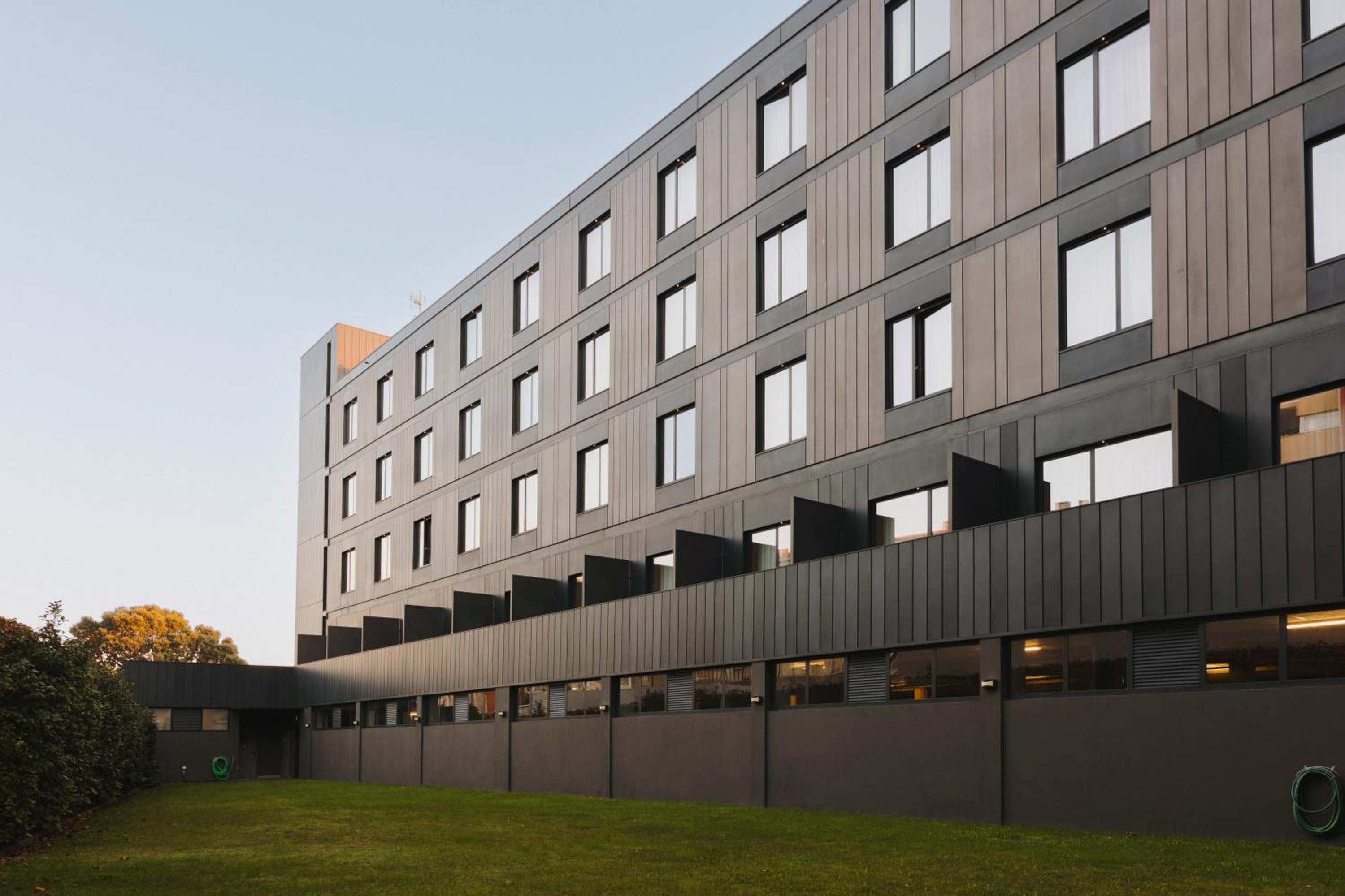 Hotel Timbre Heroismo - Image 1