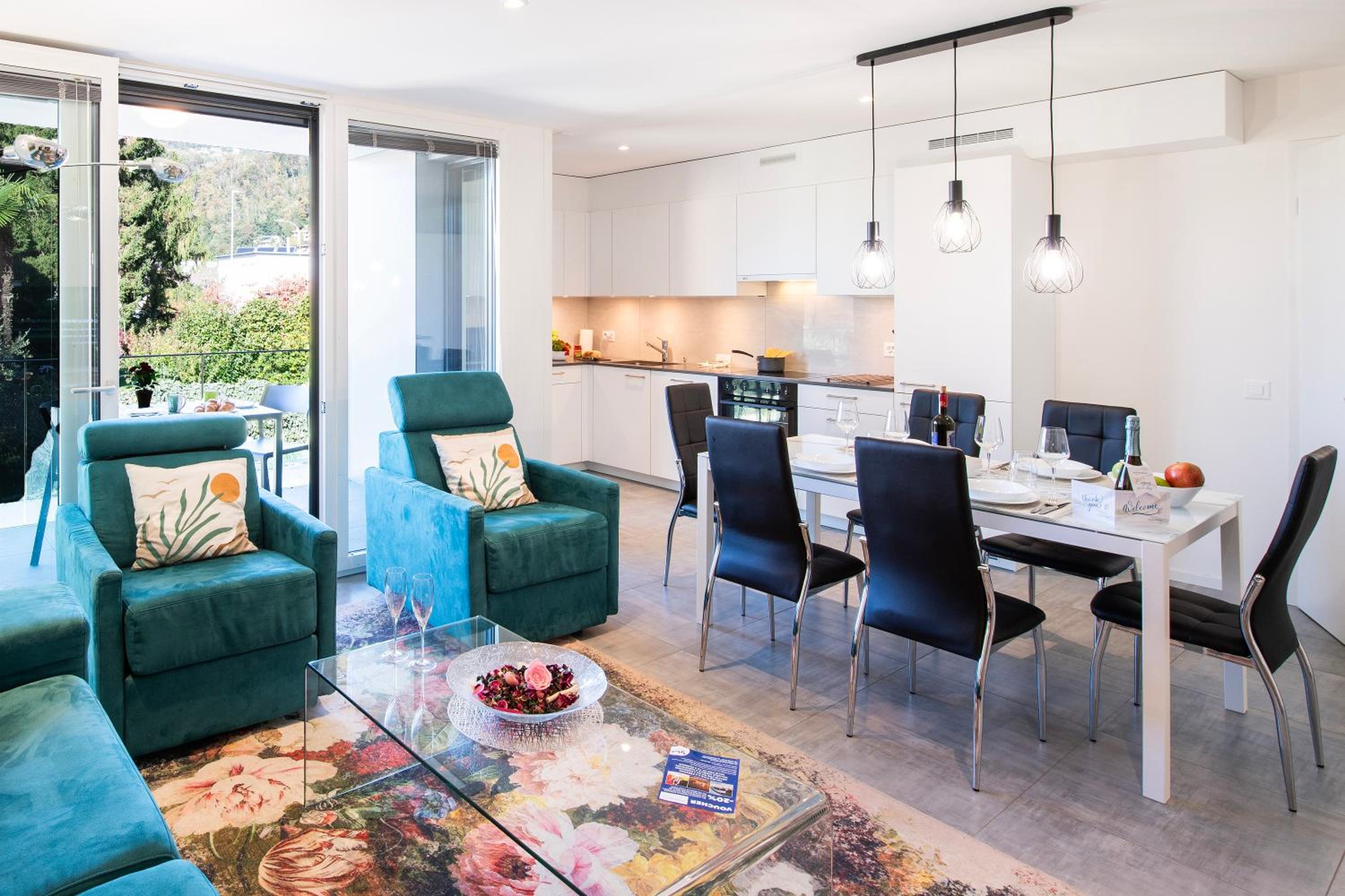 Melano Lab Park Apartments - Happy Rentals