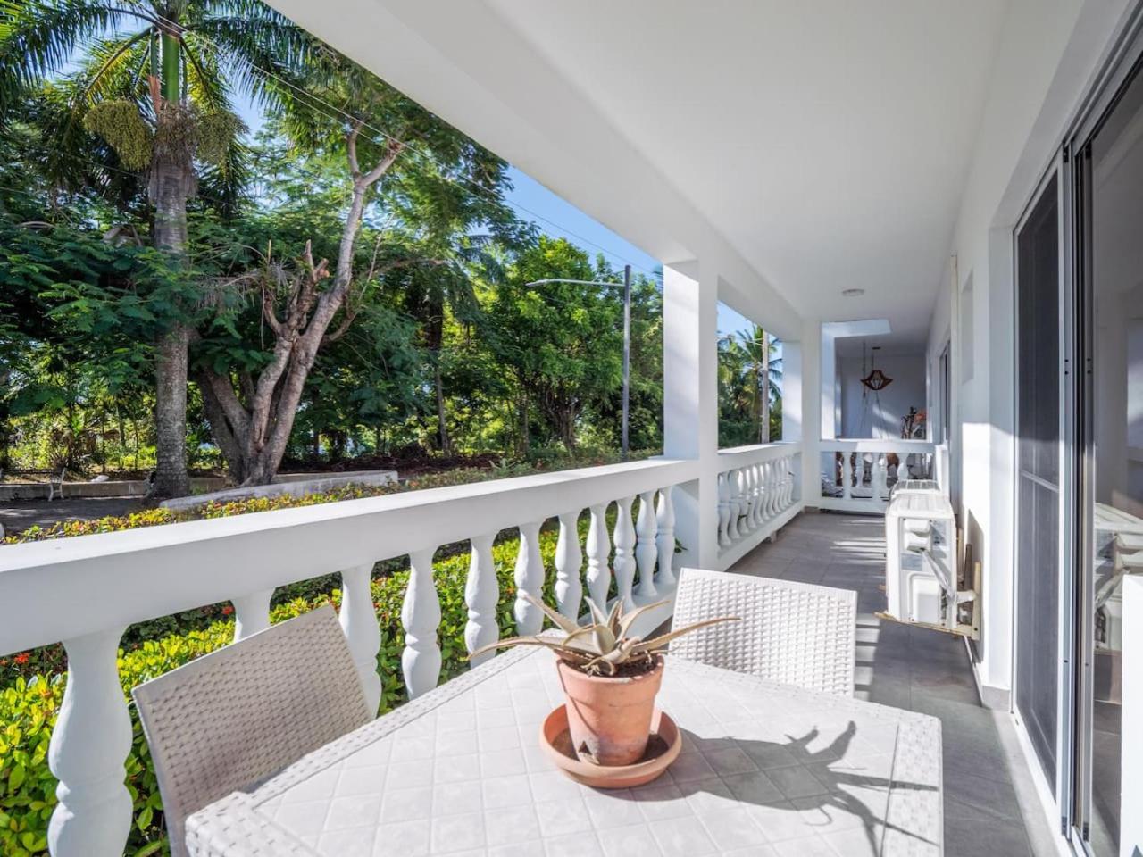 2BED Condo by Surf Beach view 5