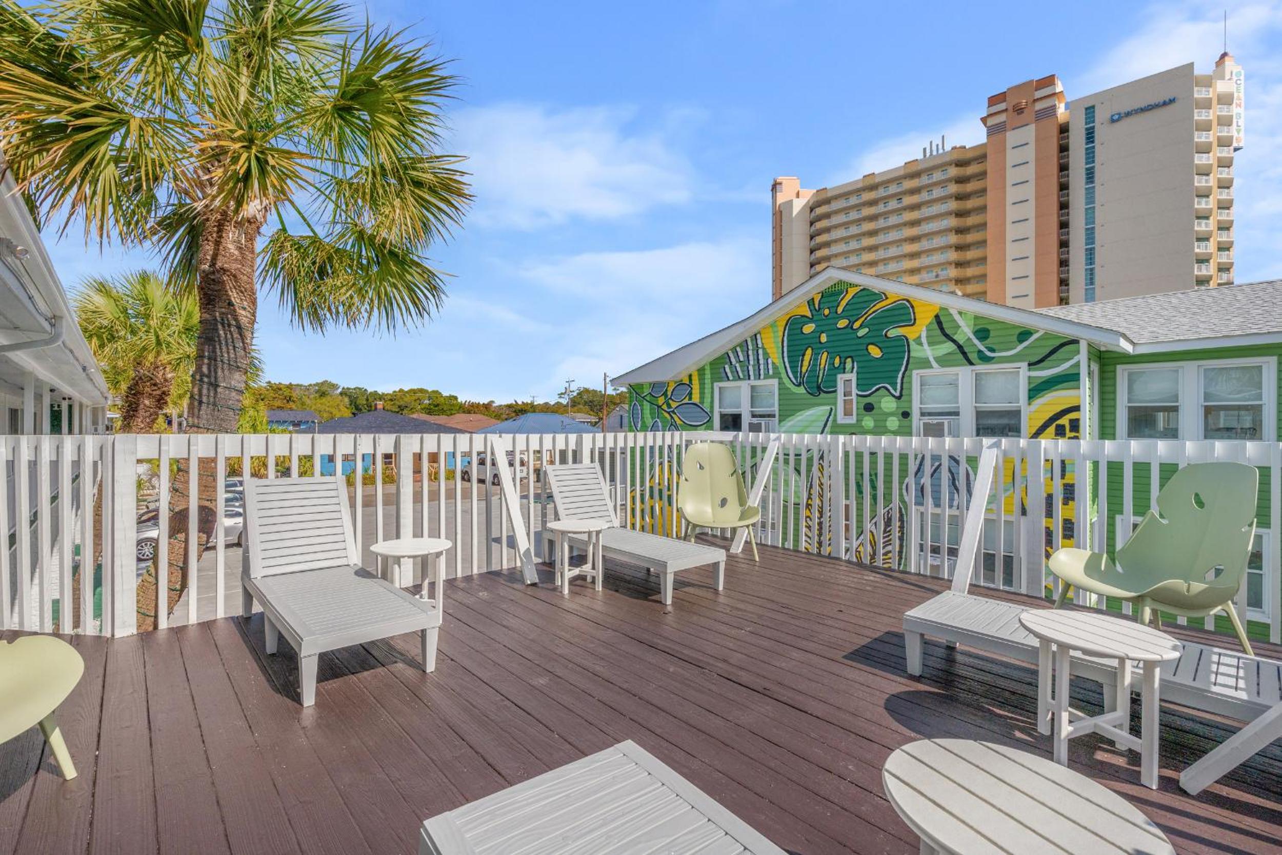 RR Beach Club