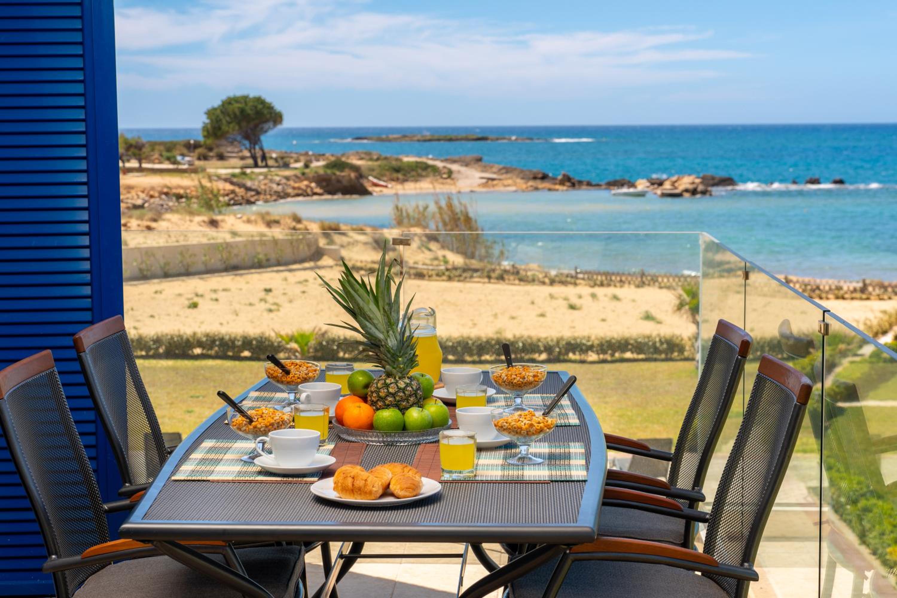 Sandoa Residence