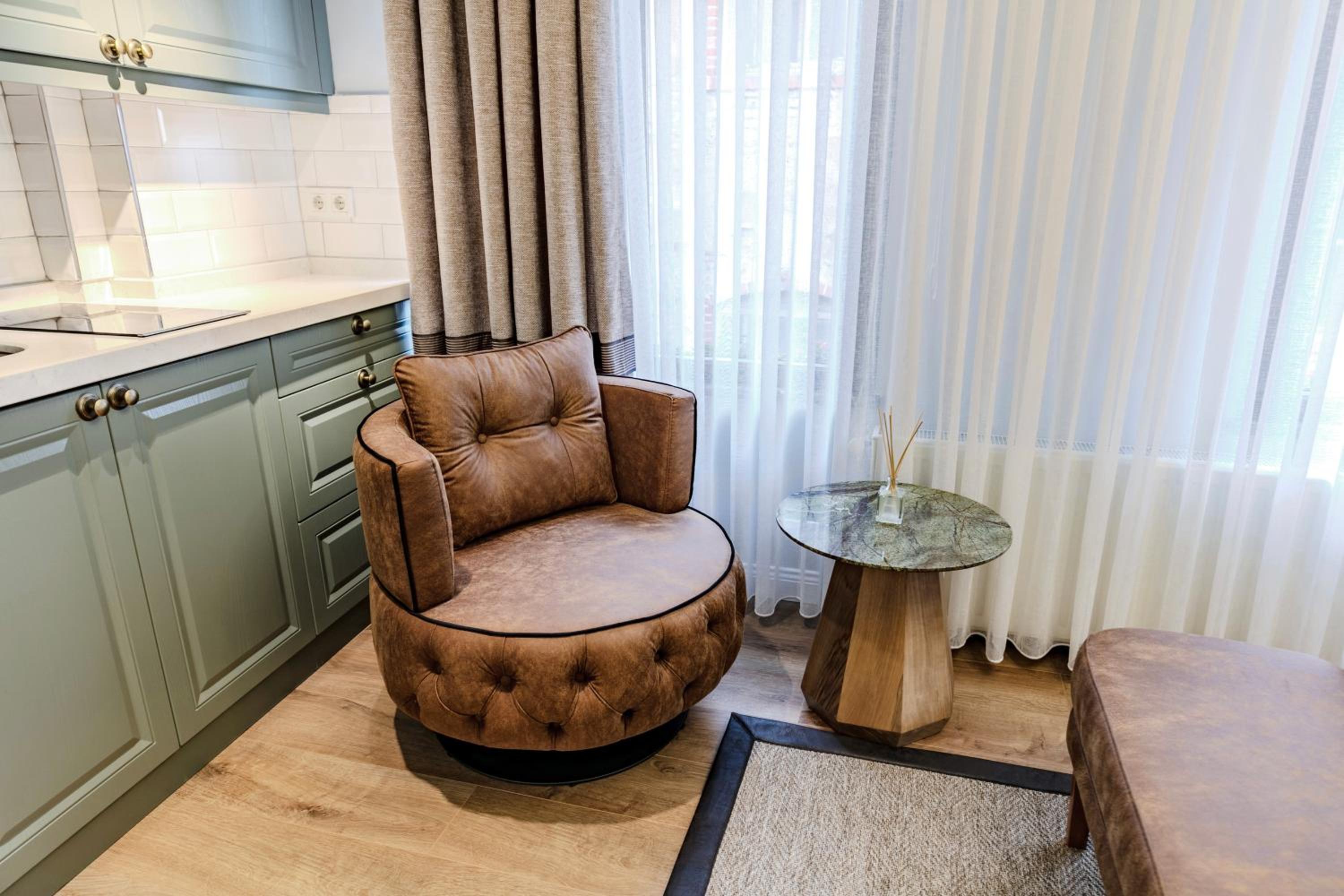 CLK Suites Hotel