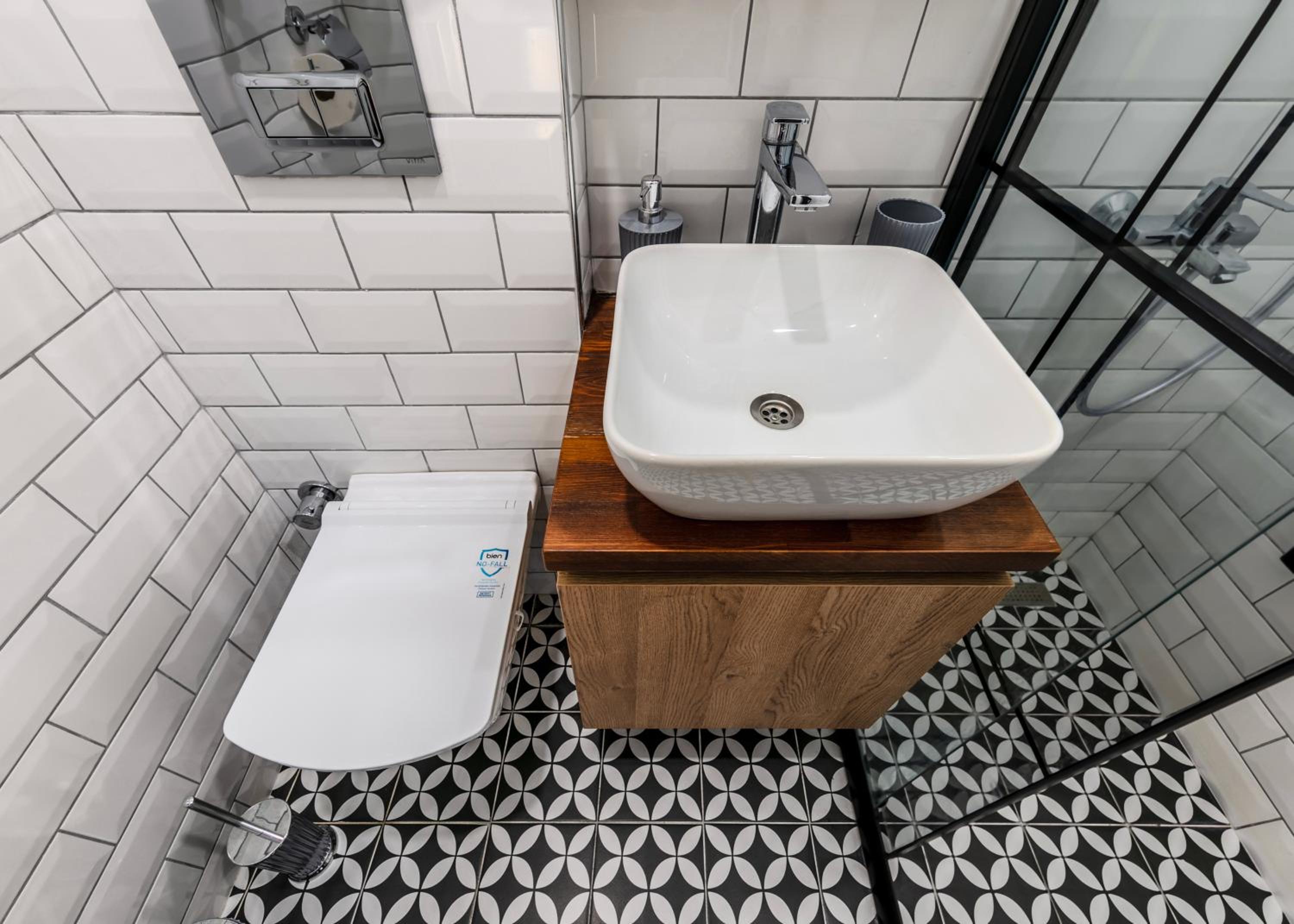 CLK Suites Hotel