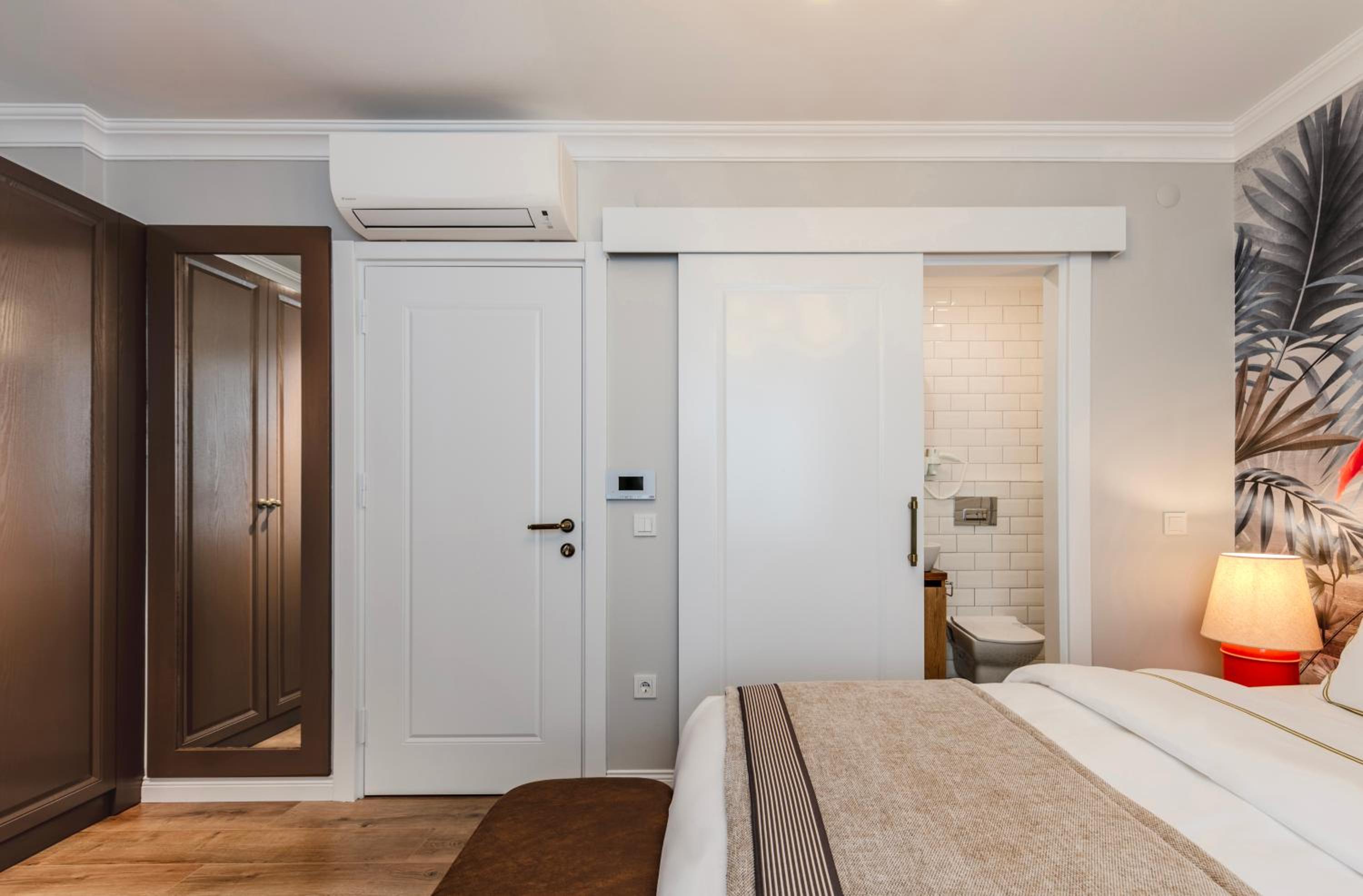 CLK Suites Hotel