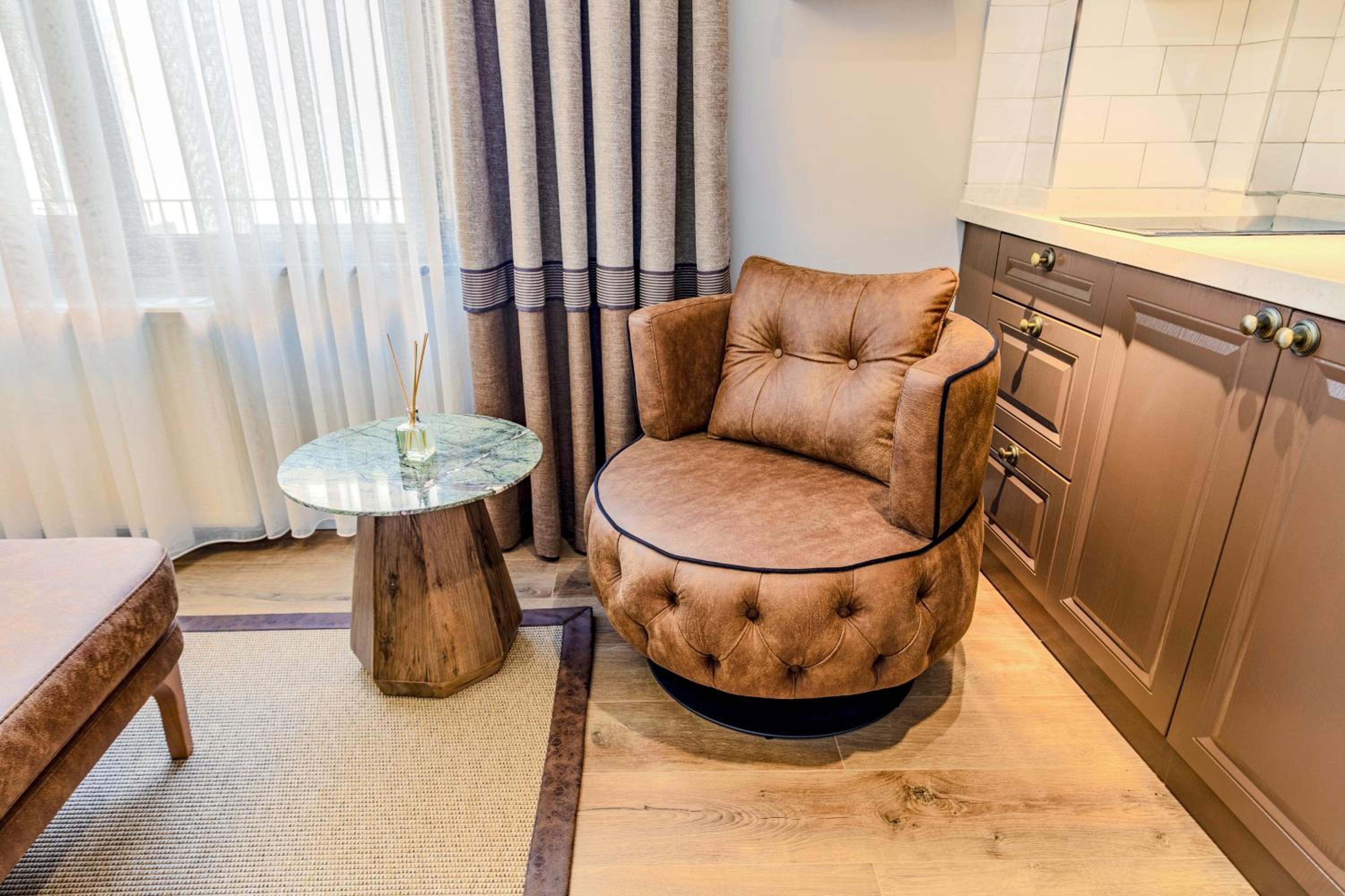 CLK Suites Hotel