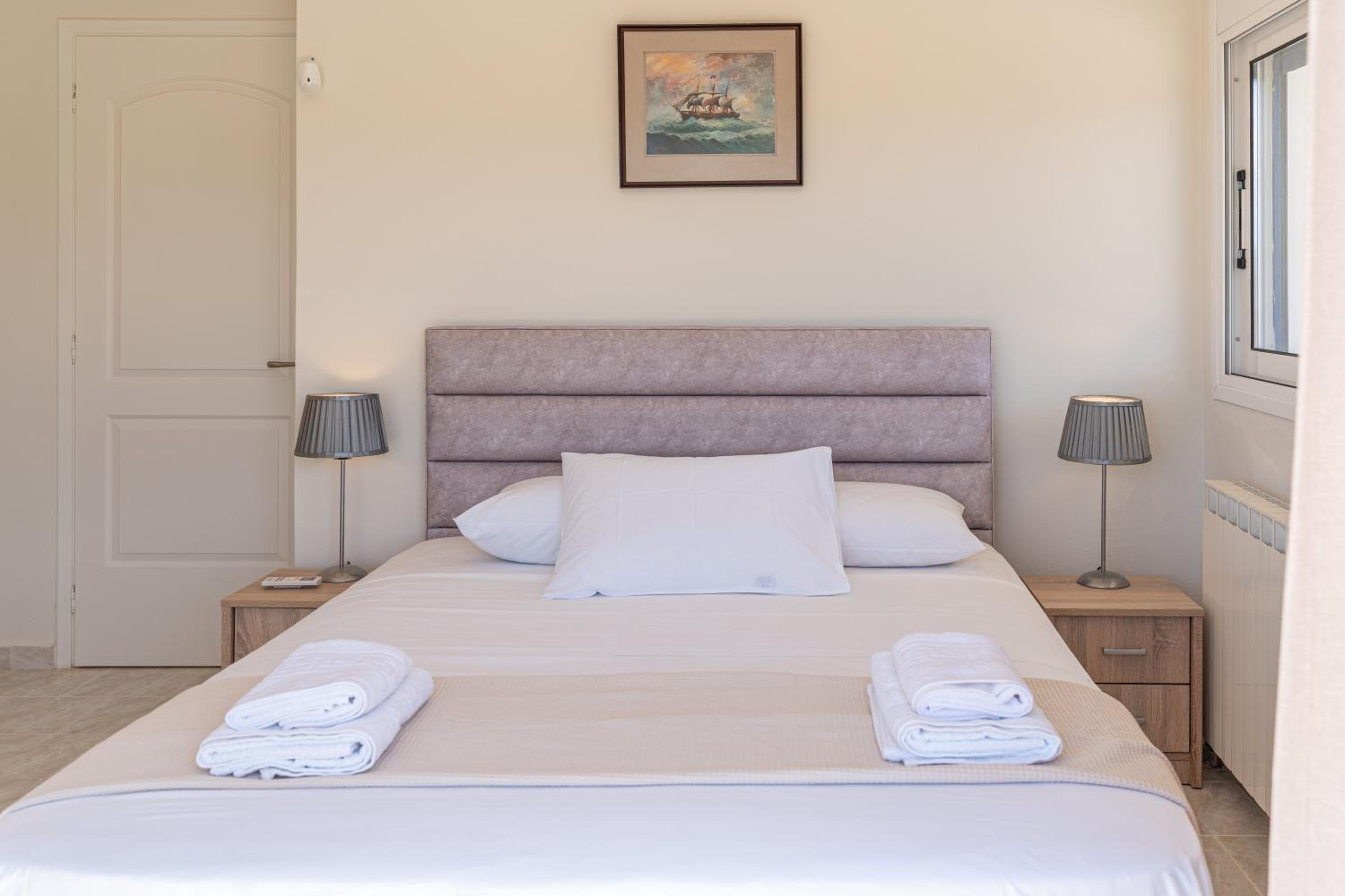 Sandoa Residence