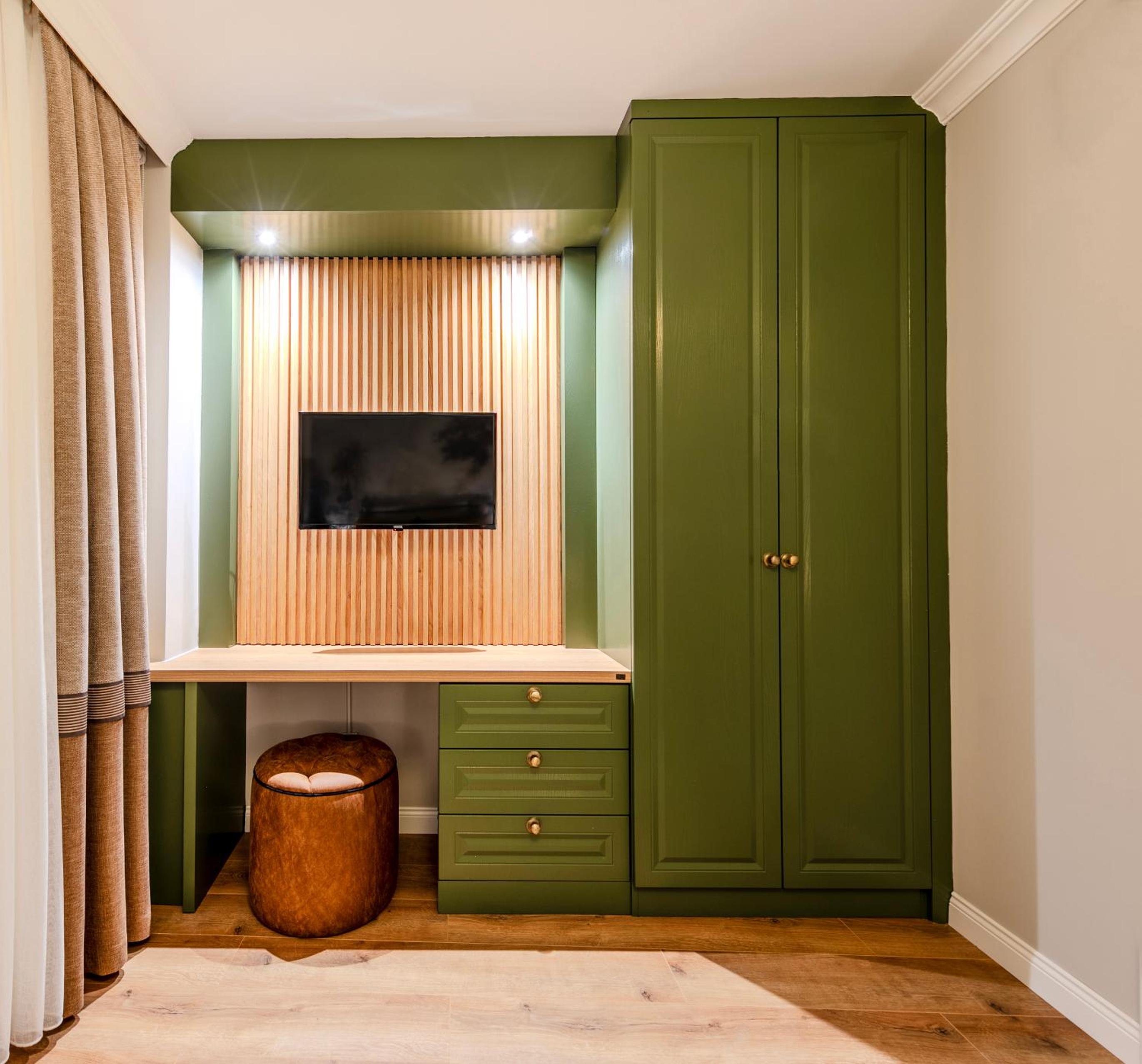 CLK Suites Hotel