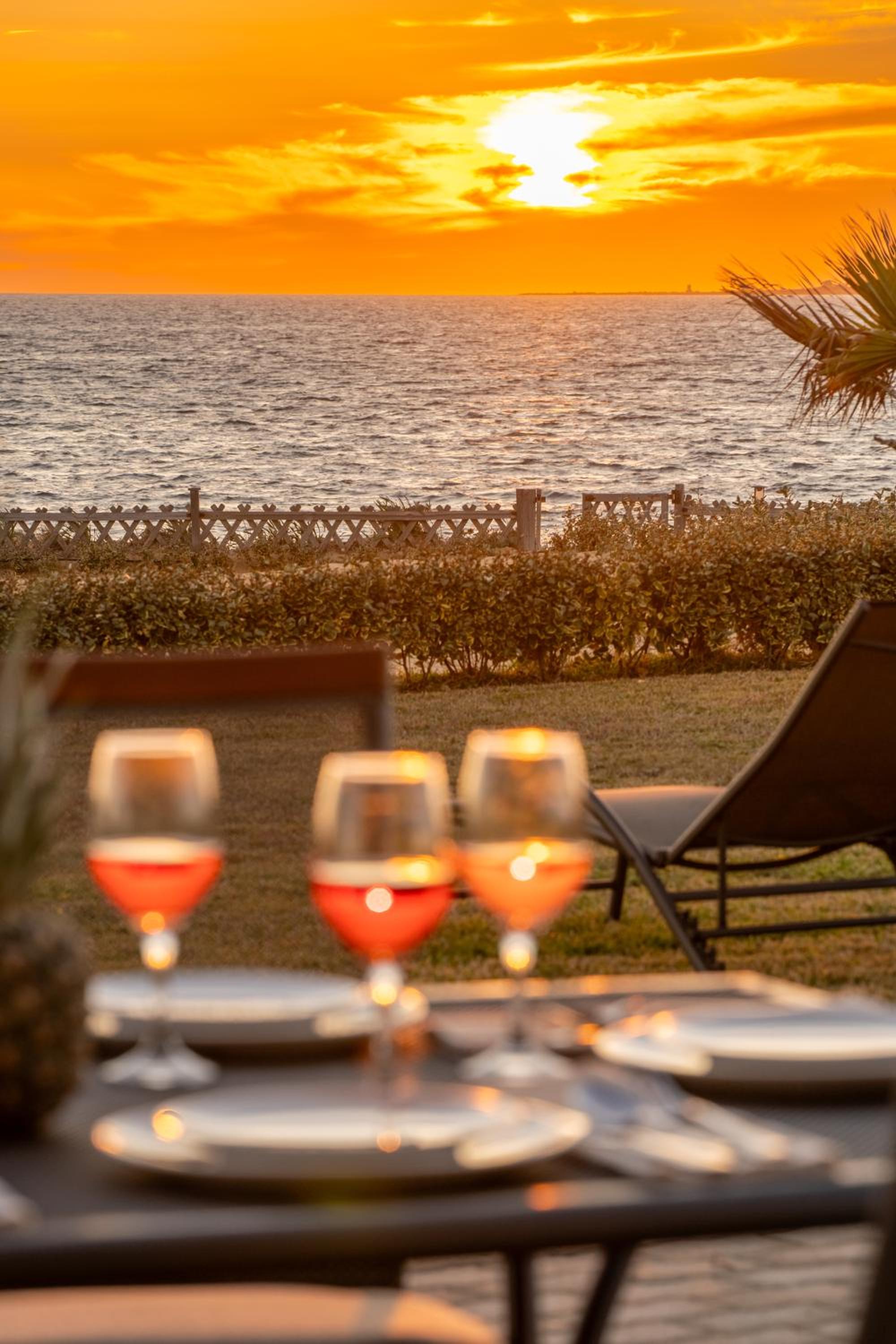 Sandoa Residence