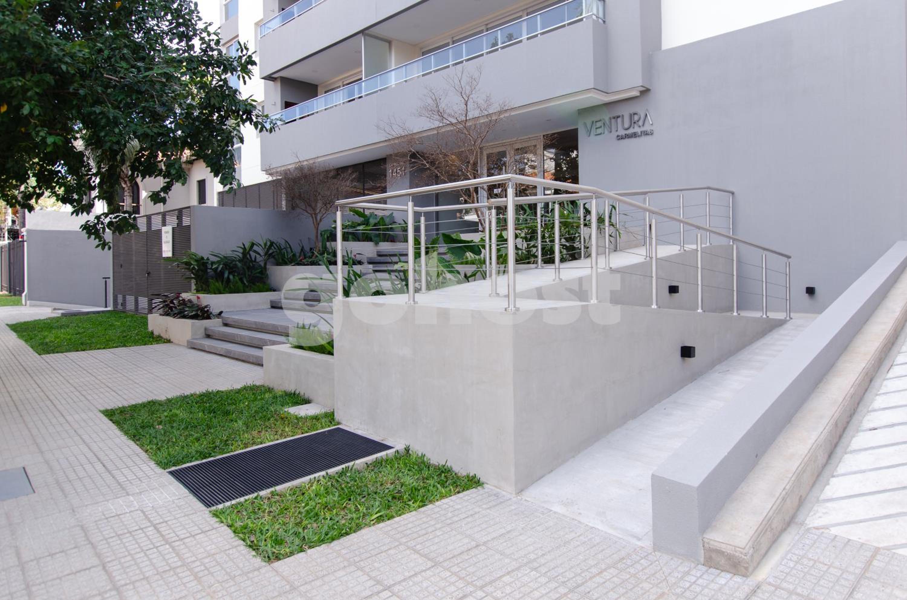 Chic 2 bedroom apt near Shopping del Sol view 2