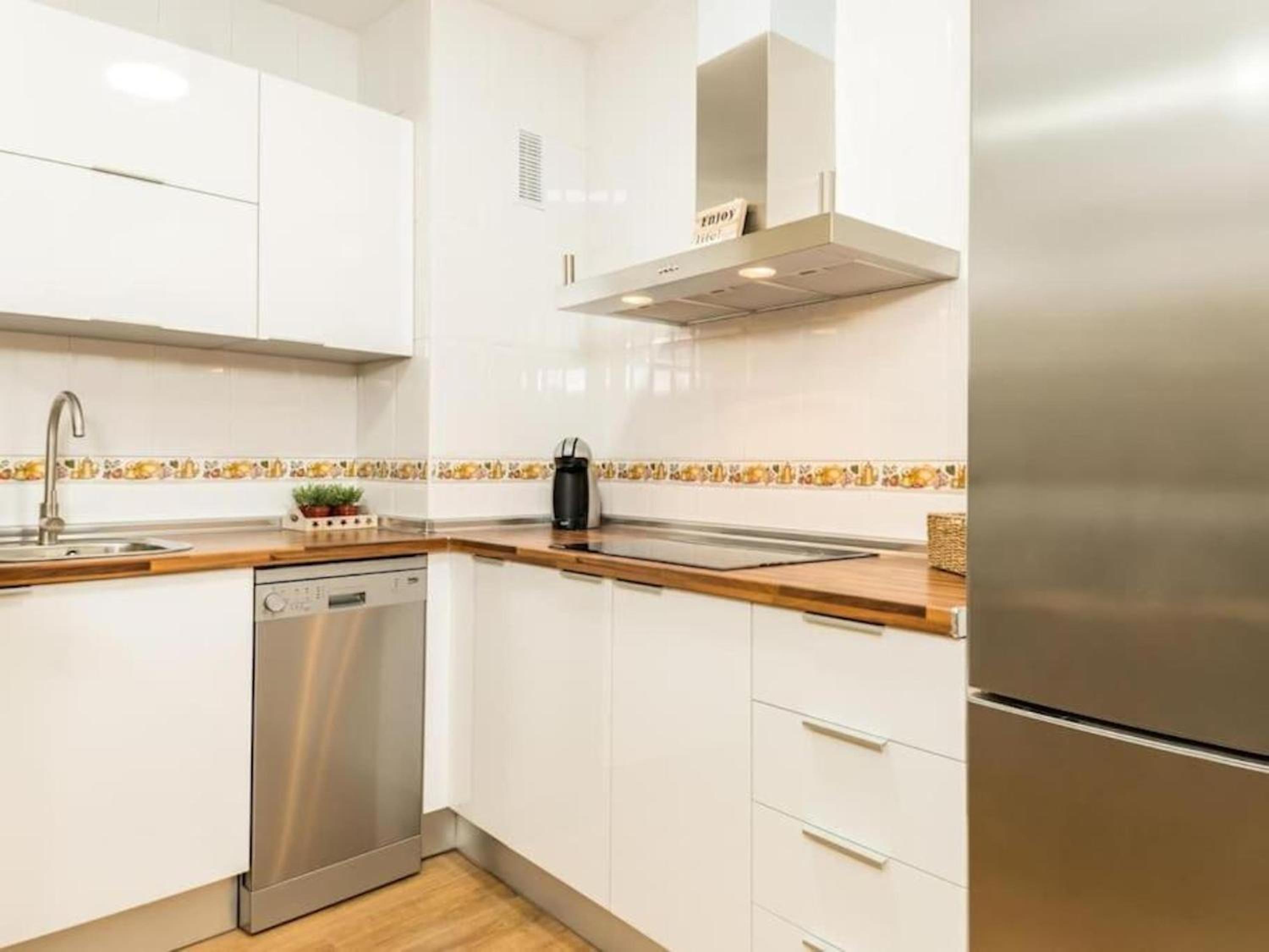 H2M Feijoo close to city center in a quiet area