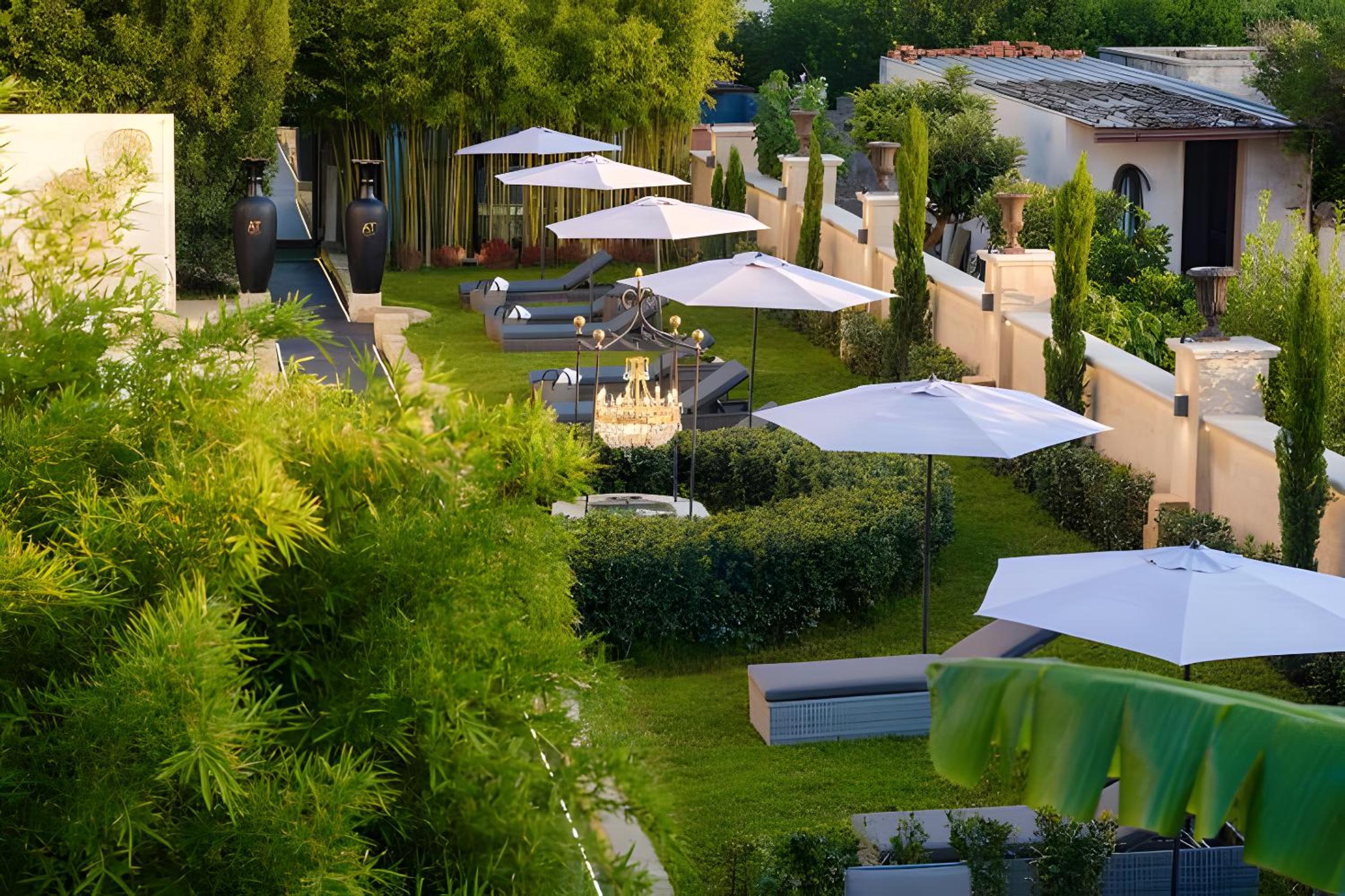 Photo 8