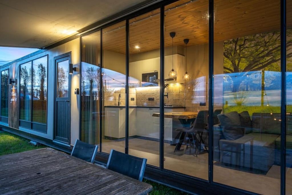 Tiny House 't klein geluk dichtbij Brugge met fiets'