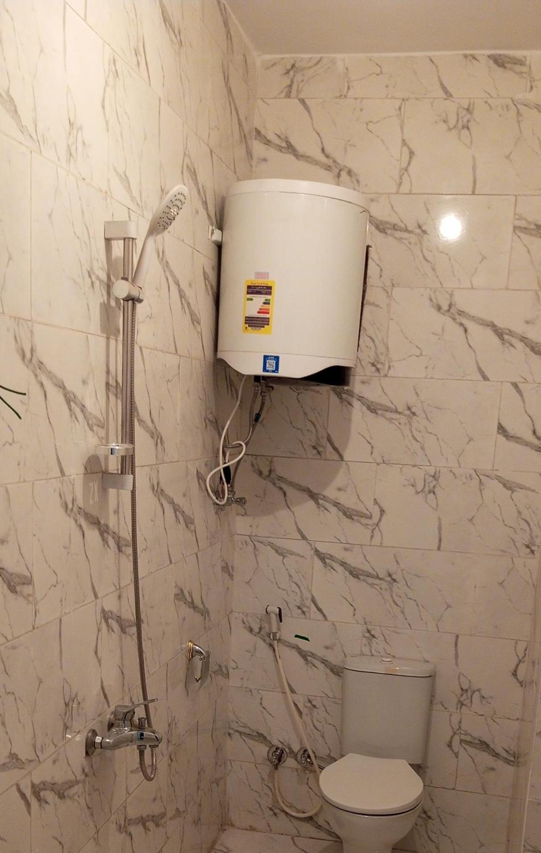 Hk2 pyramids Guest house