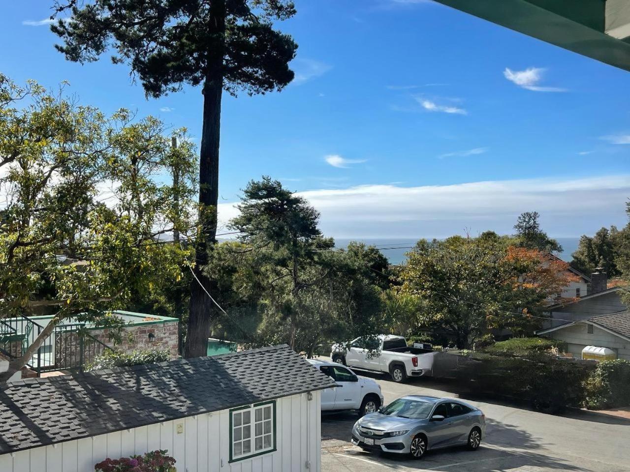 Carmel Green Lantern Inn