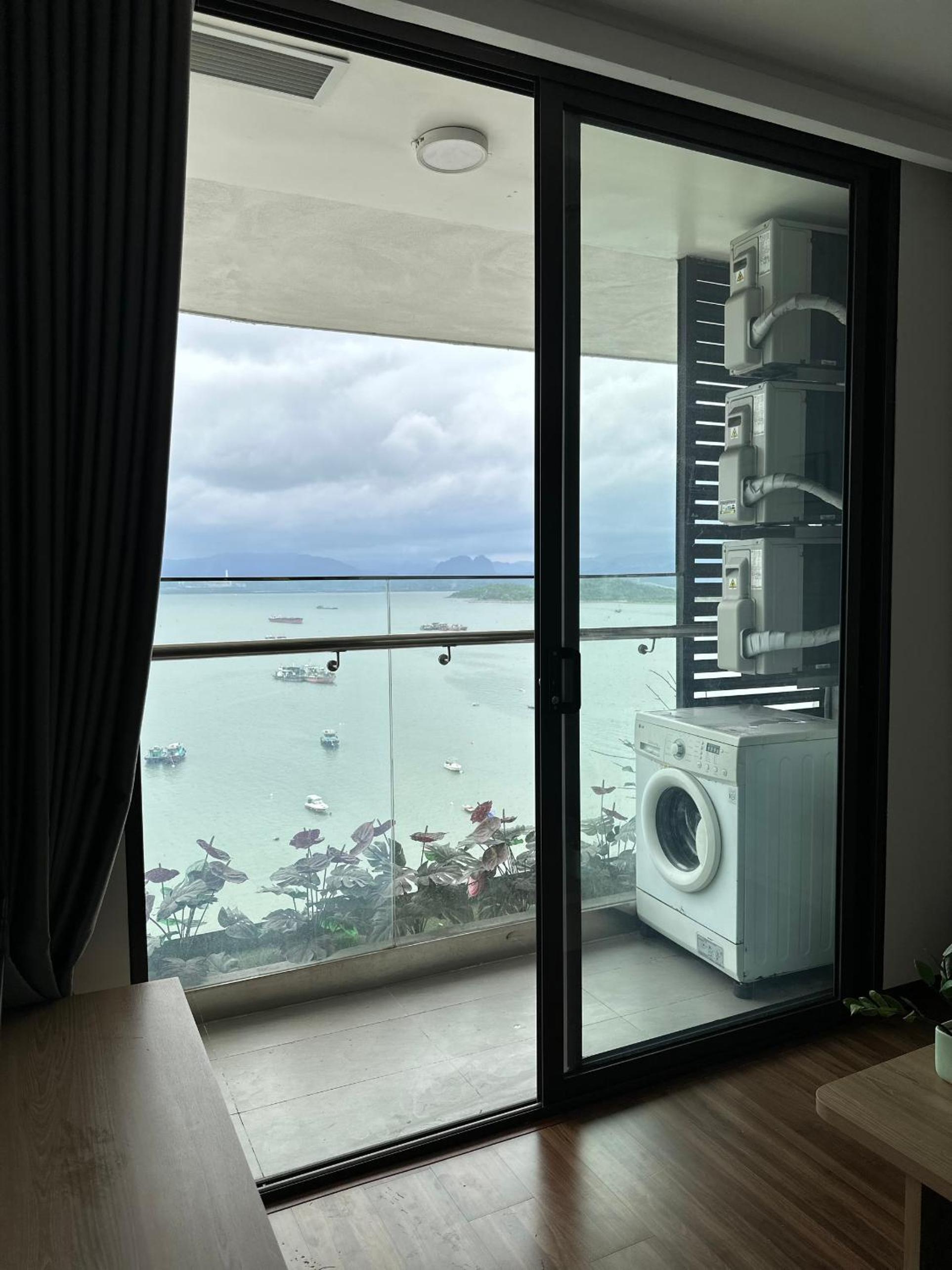 Sunny Home Fantastic seaview view 4