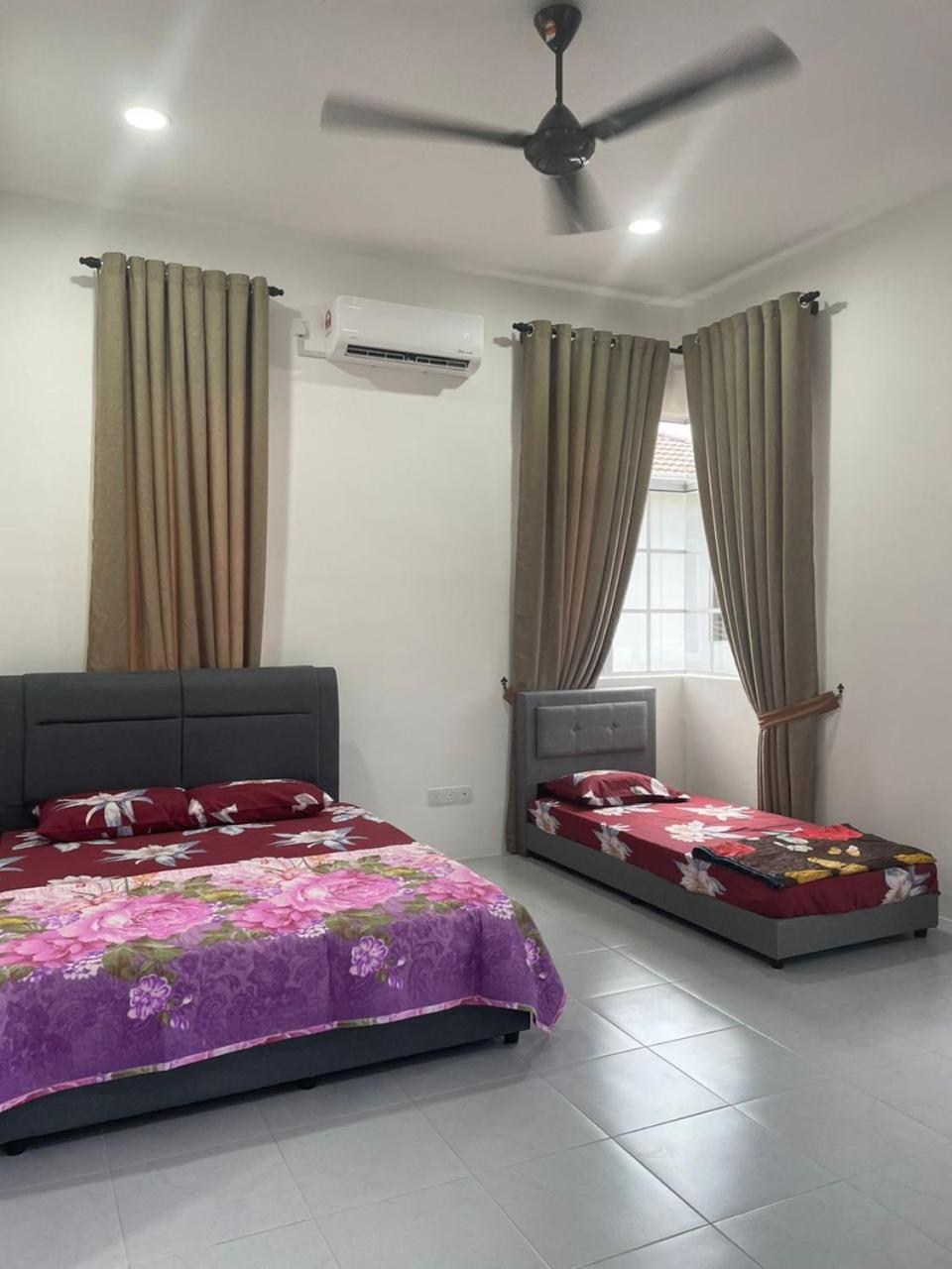 IzzaraRaiz Roomstay photo 2