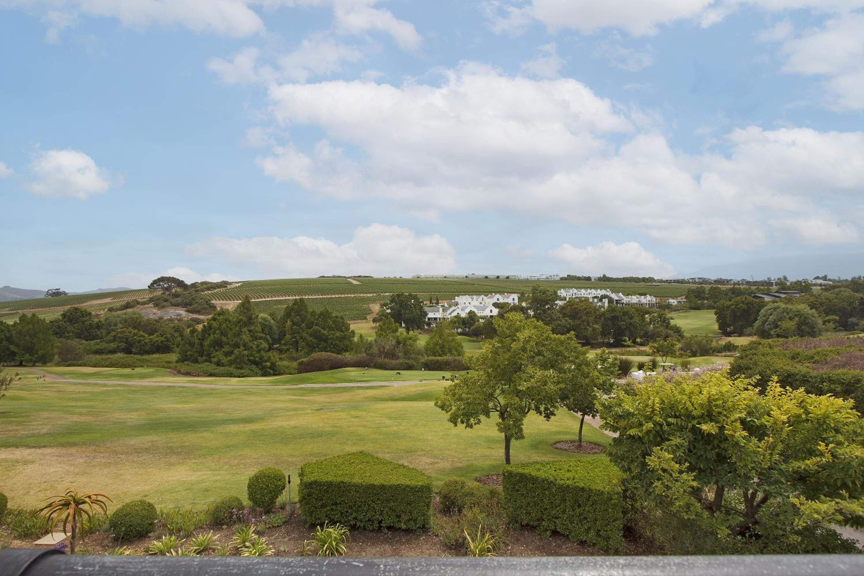 Winelands Golf Lodges 9 view 4