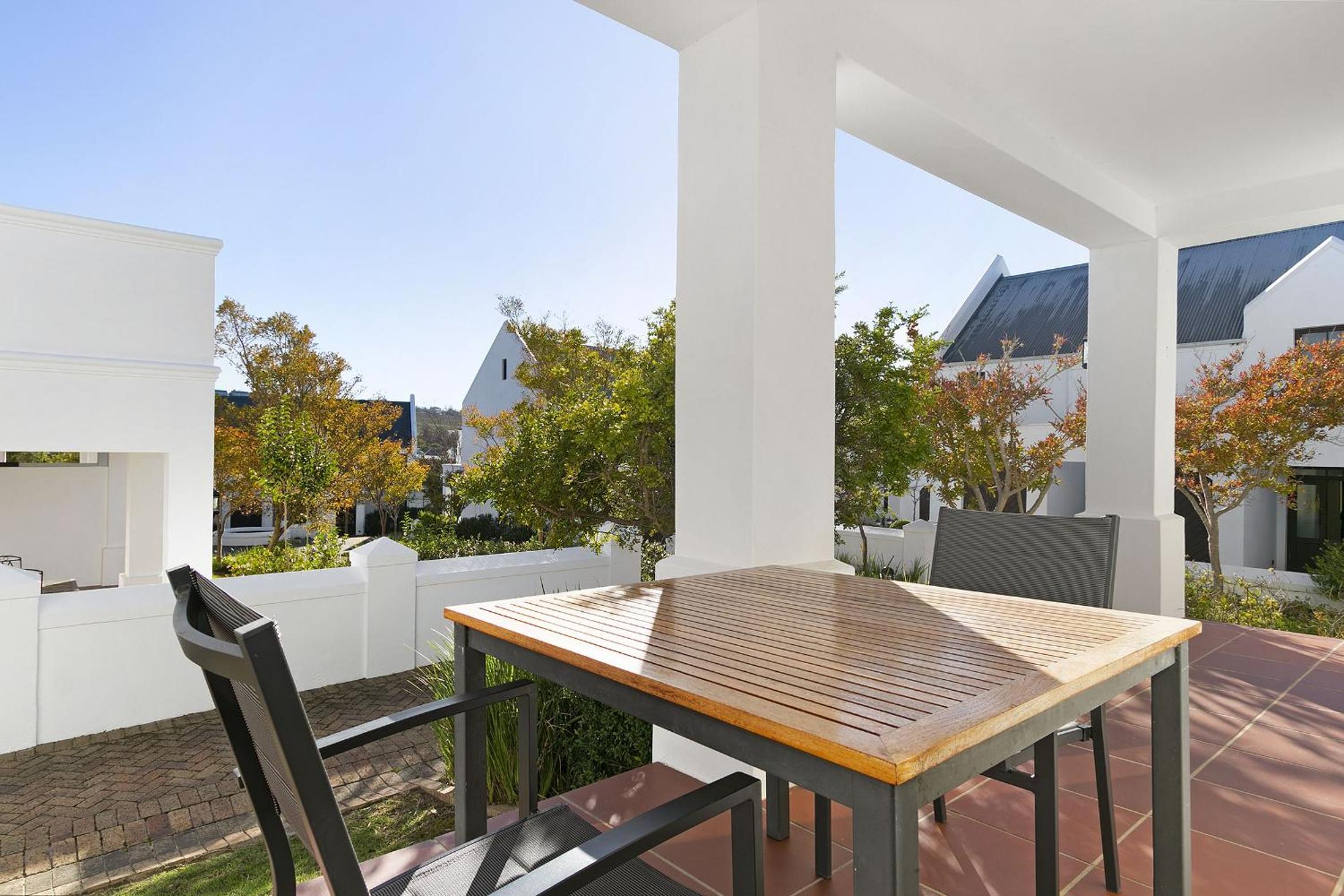Winelands Golf Lodges 30 view 3