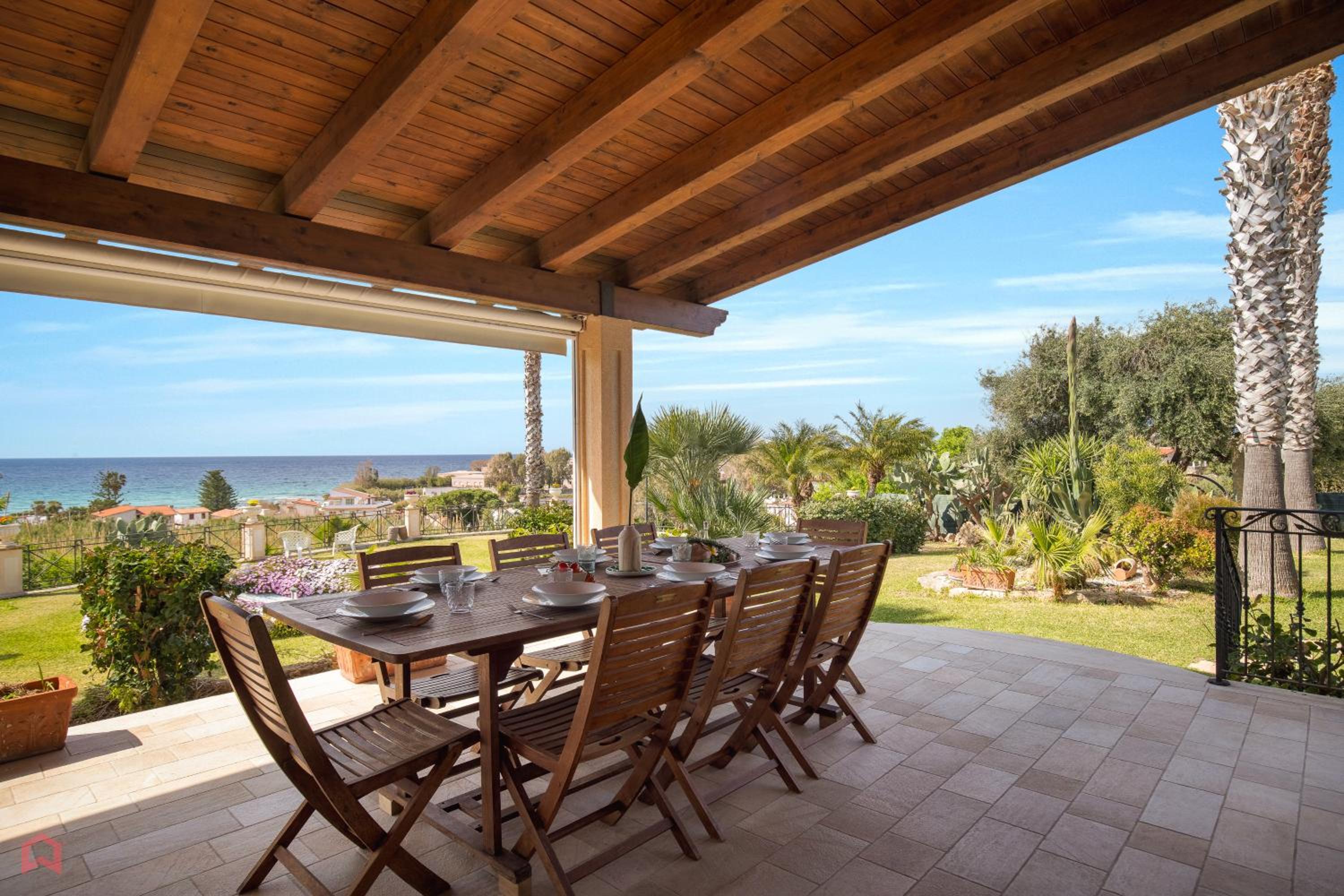 Panoramica Villa con Piscina sul Mare (Sanificata) photo 4