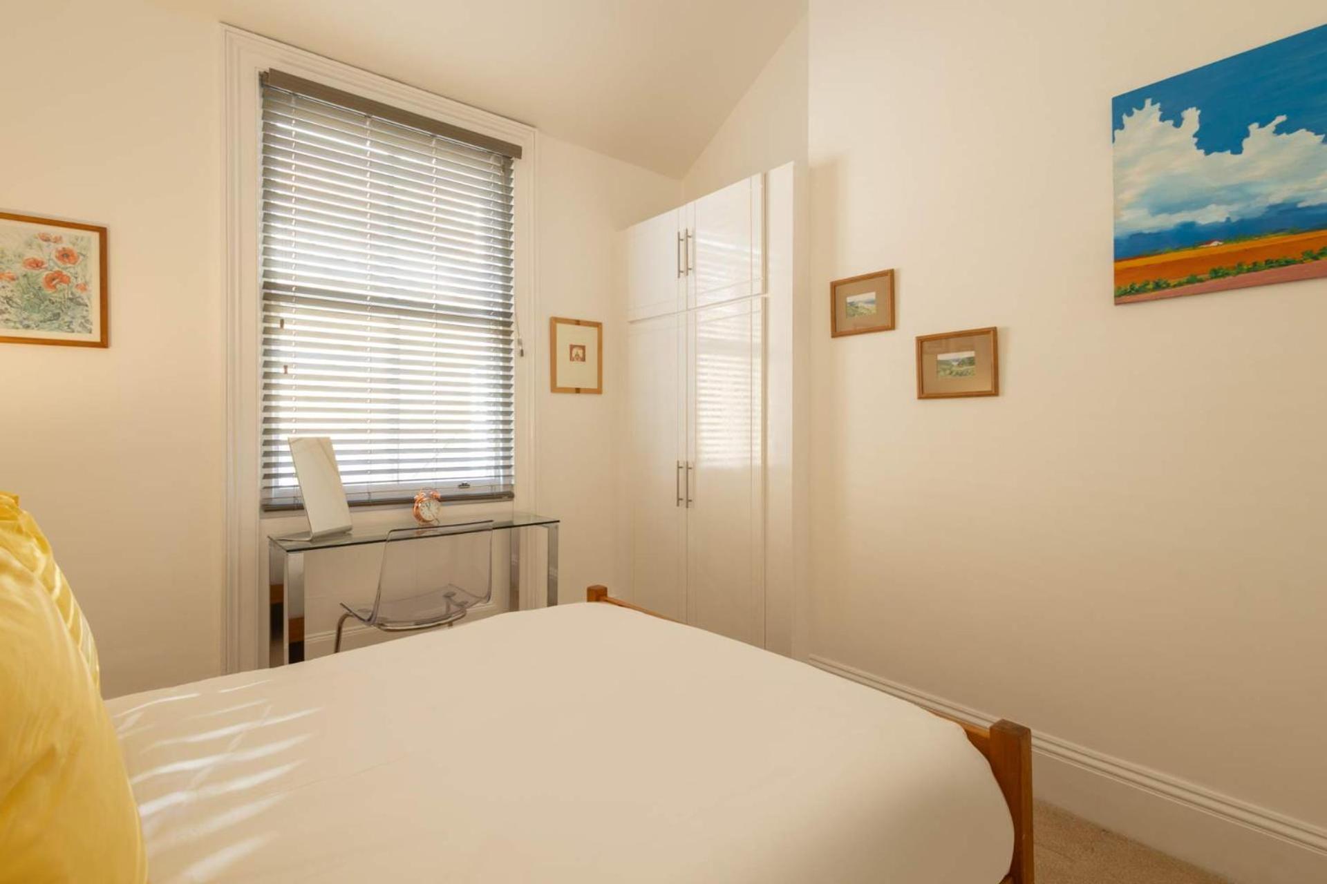 Host & Stay - Chatsworth Court Apartment view 4