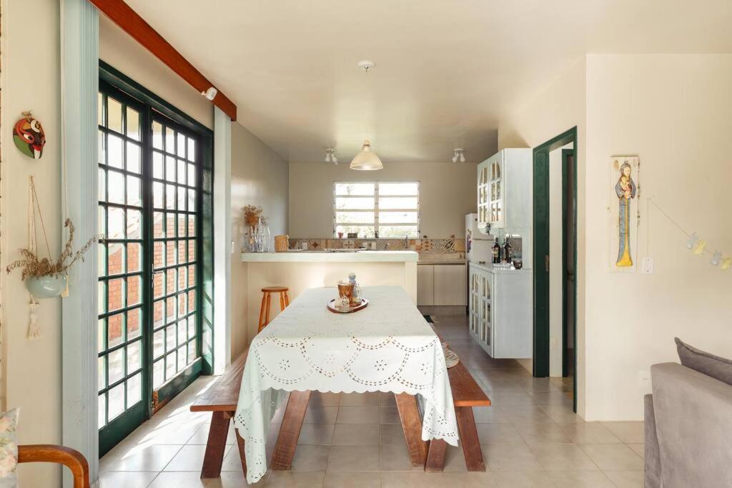 Linda Casa Próximo ao Mar na Praia dos Ingleses