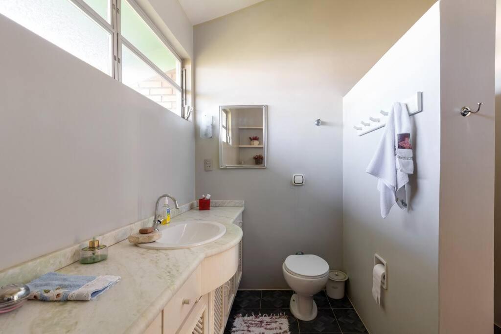 Linda Casa Próximo ao Mar na Praia dos Ingleses