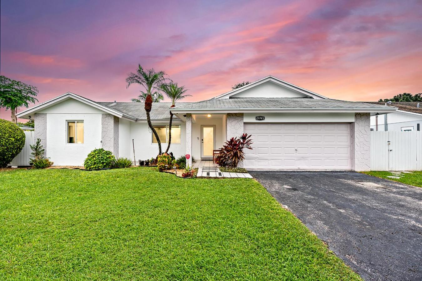 Family Favorite- Heated Pool, 2 Kings, Everglades