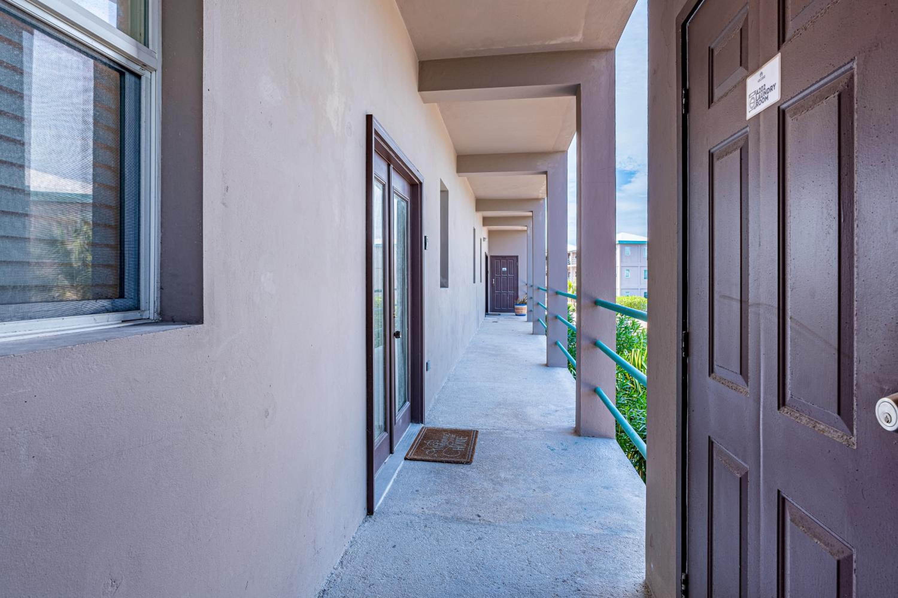 Suite A202 @ Mara Laguna *Gold Standard Certified